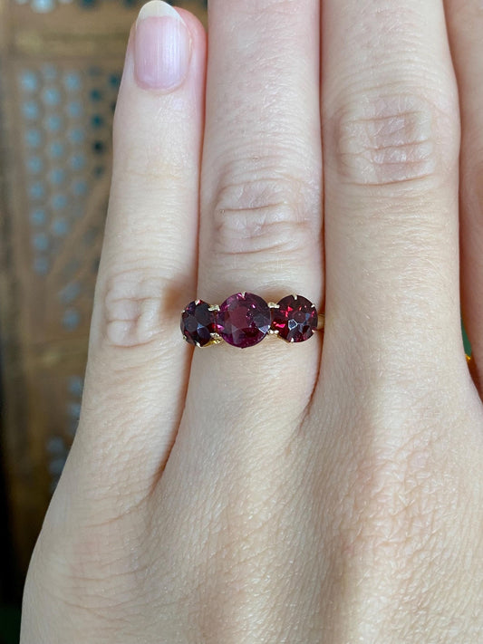 Vintage Solid 14k Yellow Gold Pink Tourmaline Garnet Ring - Size 5