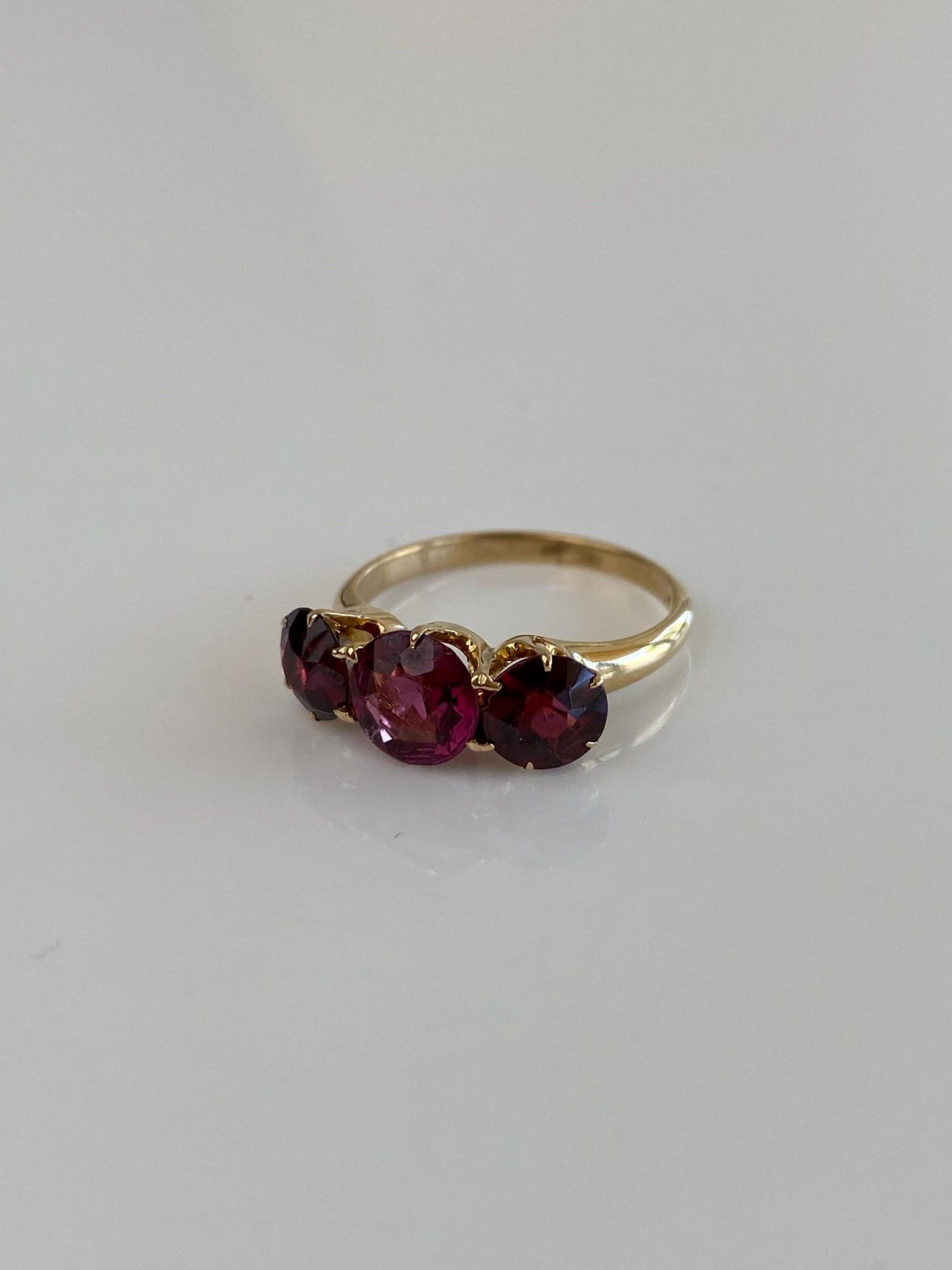 Vintage Solid 14k Yellow Gold Pink Tourmaline Garnet Ring - Size 5