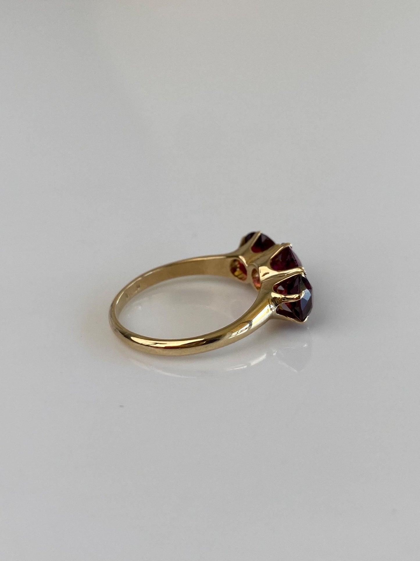 Vintage Solid 14k Yellow Gold Pink Tourmaline Garnet Ring - Size 5