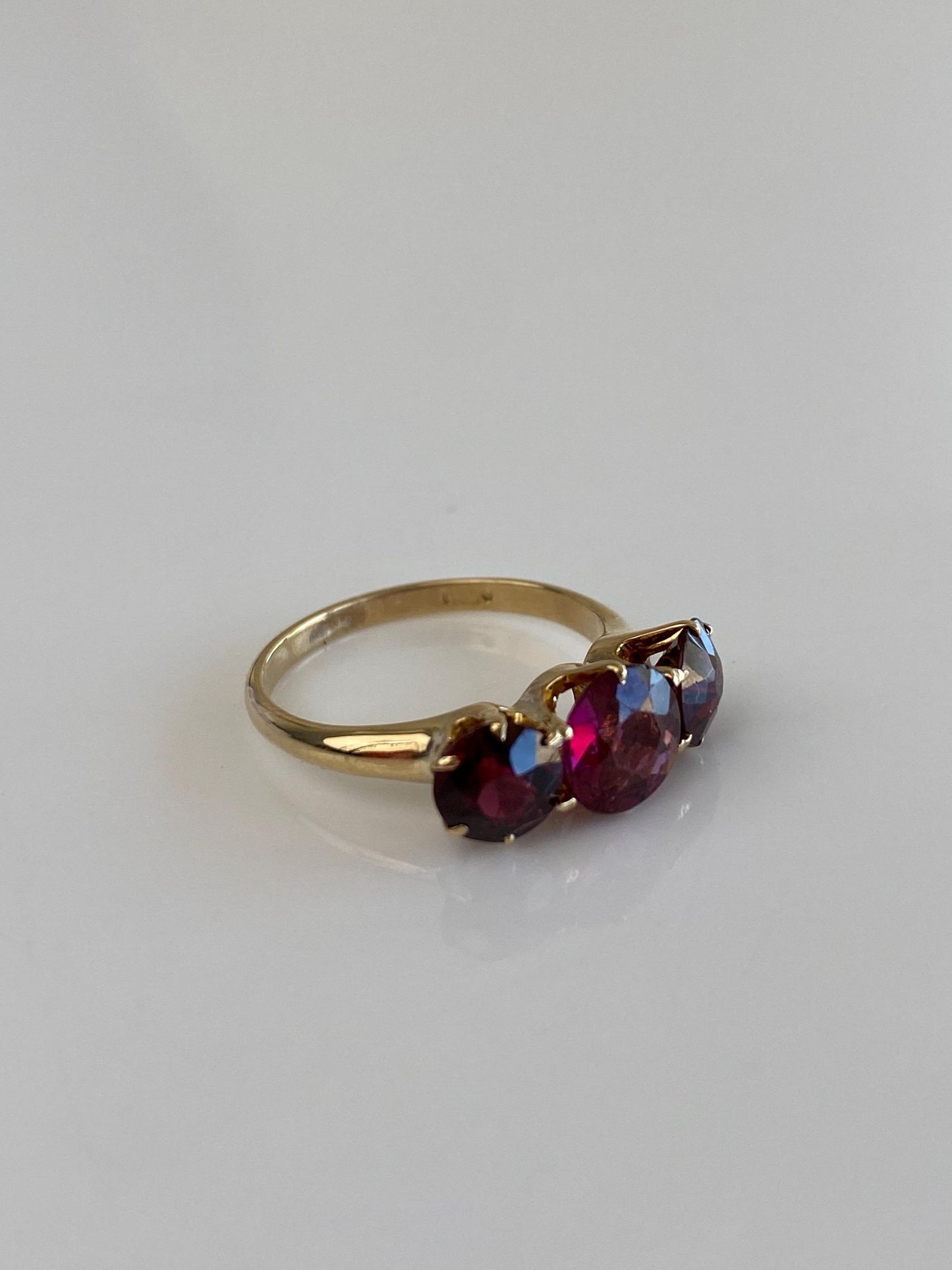 Vintage Solid 14k Yellow Gold Pink Tourmaline Garnet Ring - Size 5