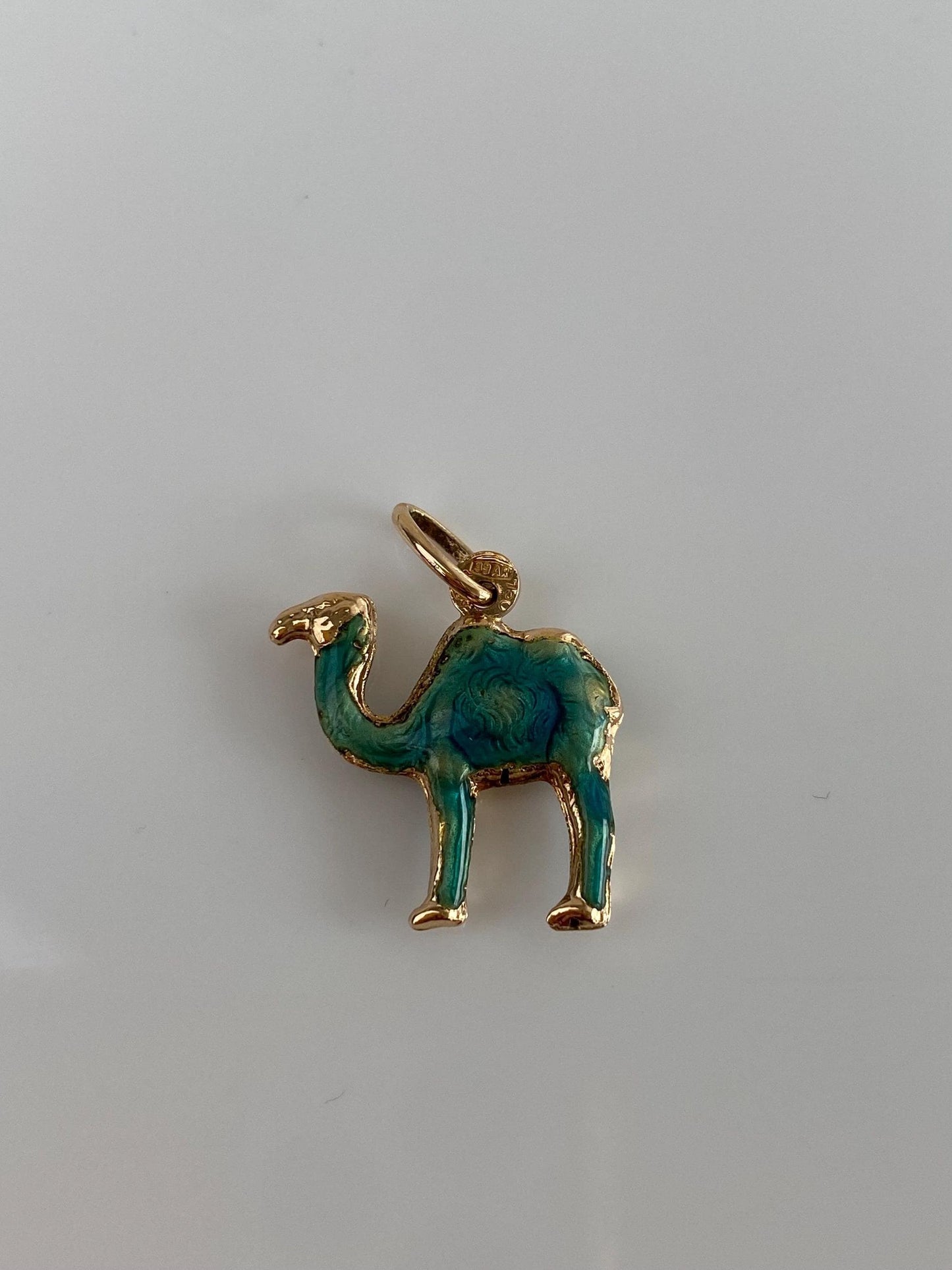 Vintage 18k Yellow Gold Enamel Camel Charm