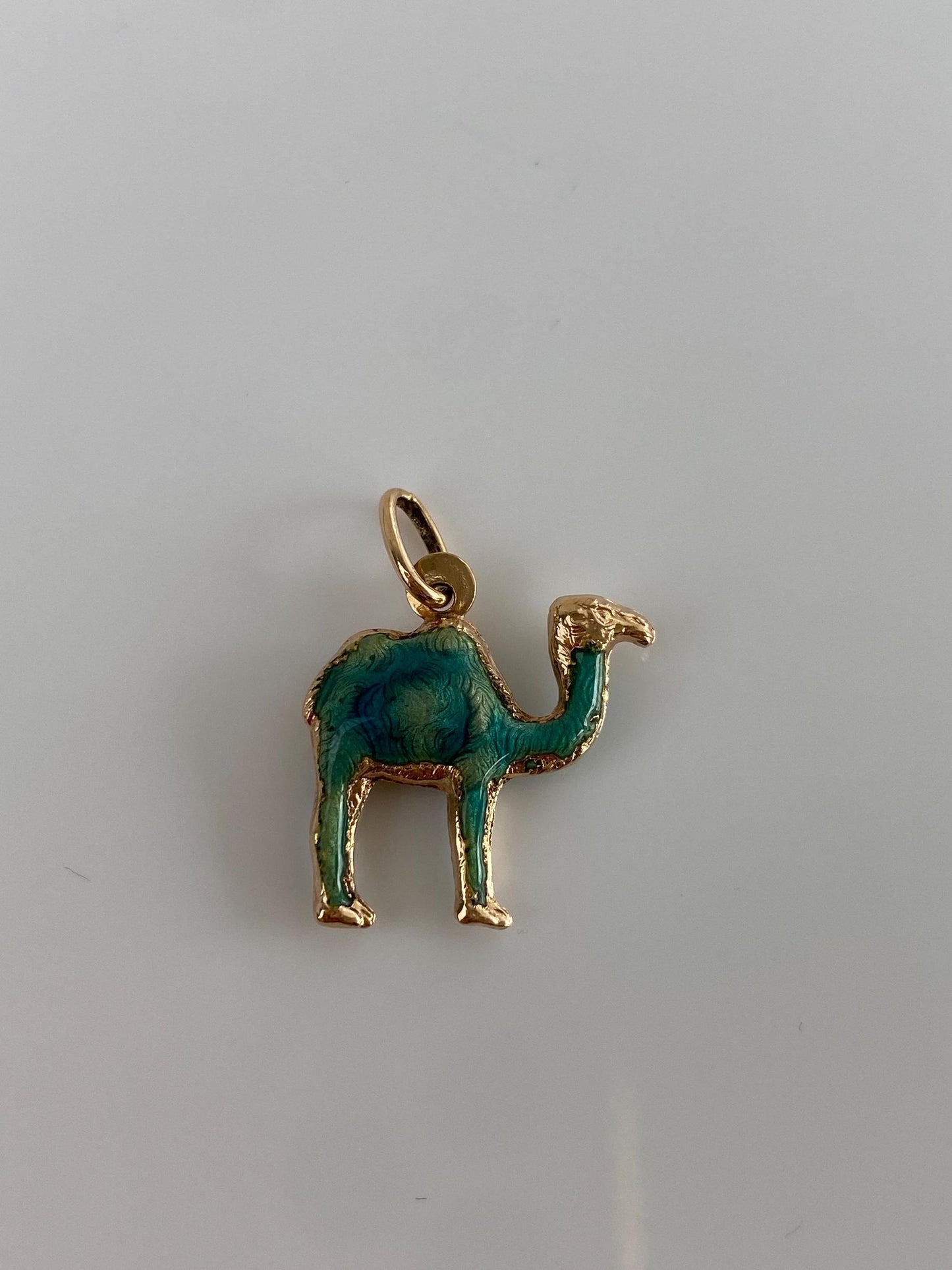 Vintage 18k Yellow Gold Enamel Camel Charm