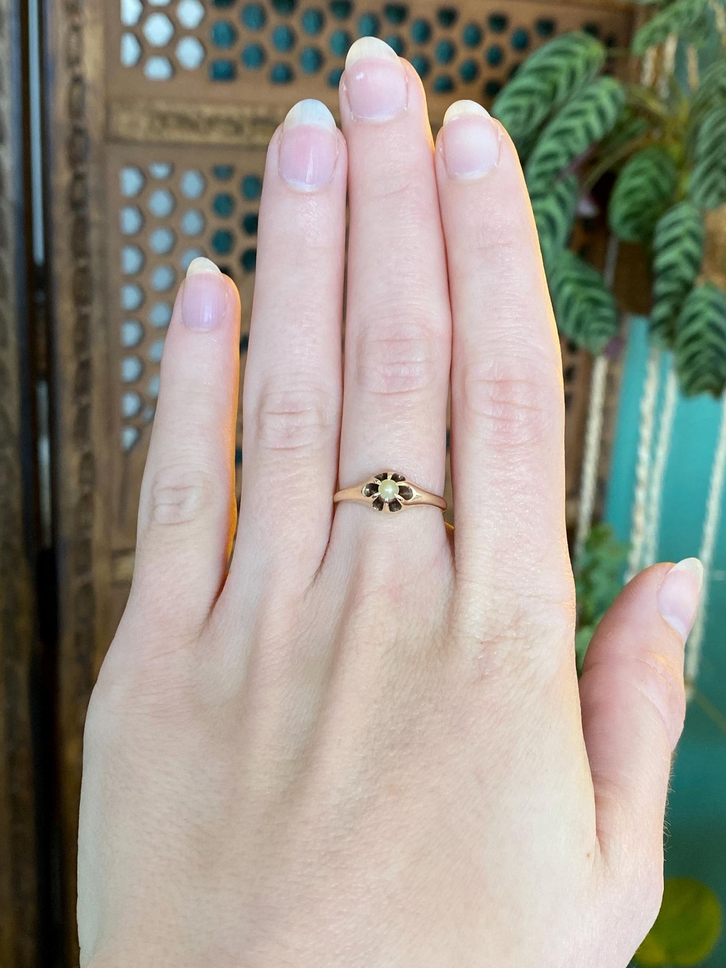 Vintage Solid 14k Yellow Gold Pearl Ring - Size 6