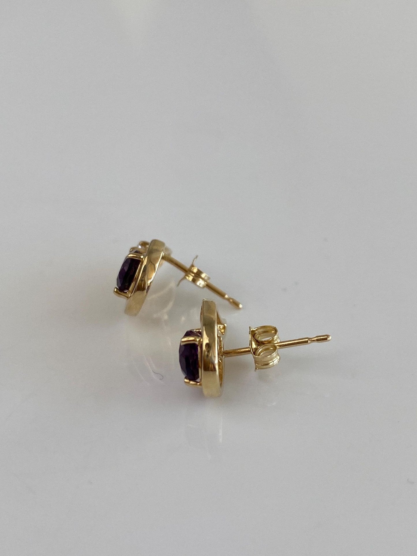 Vintage Solid 14k Yellow Gold Amethyst Diamond Stud Earrings