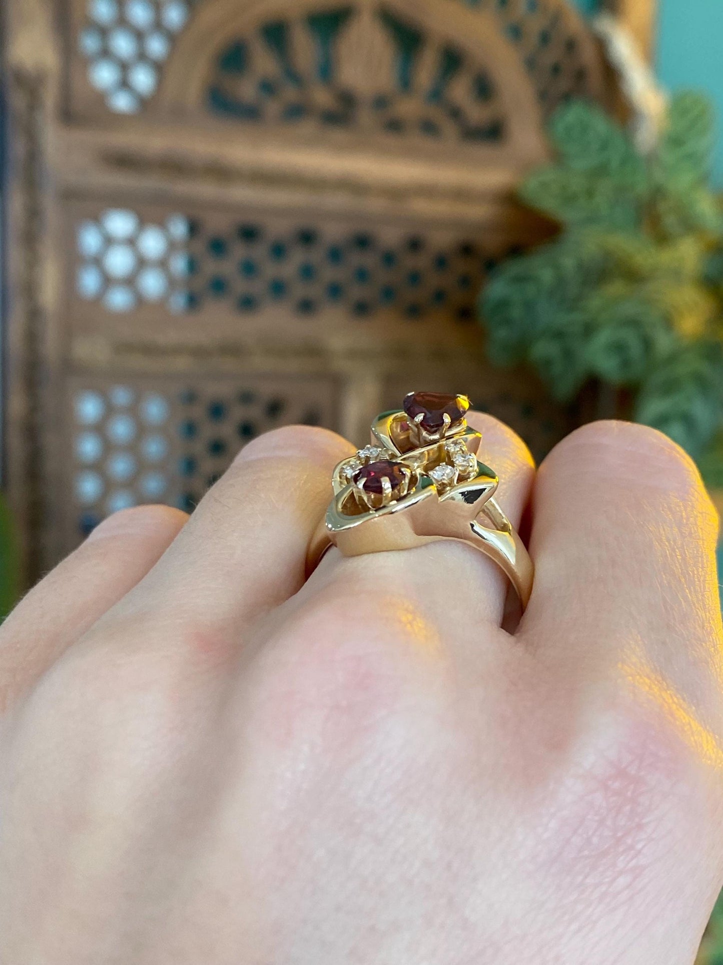 Vintage Solid 14k Yellow Gold Diamond Garnet Ring - Size 10.5