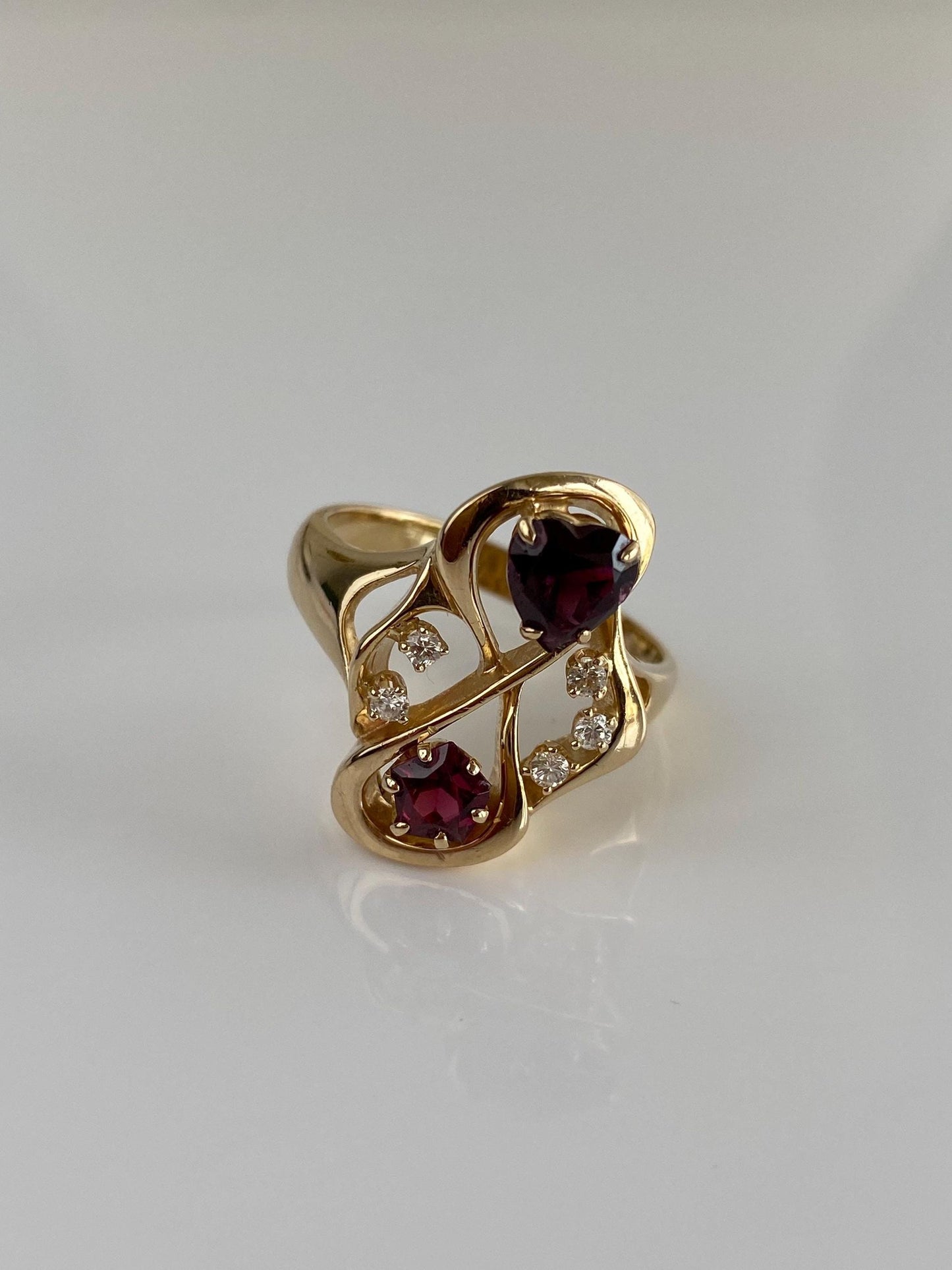 Vintage Solid 14k Yellow Gold Diamond Garnet Ring - Size 10.5