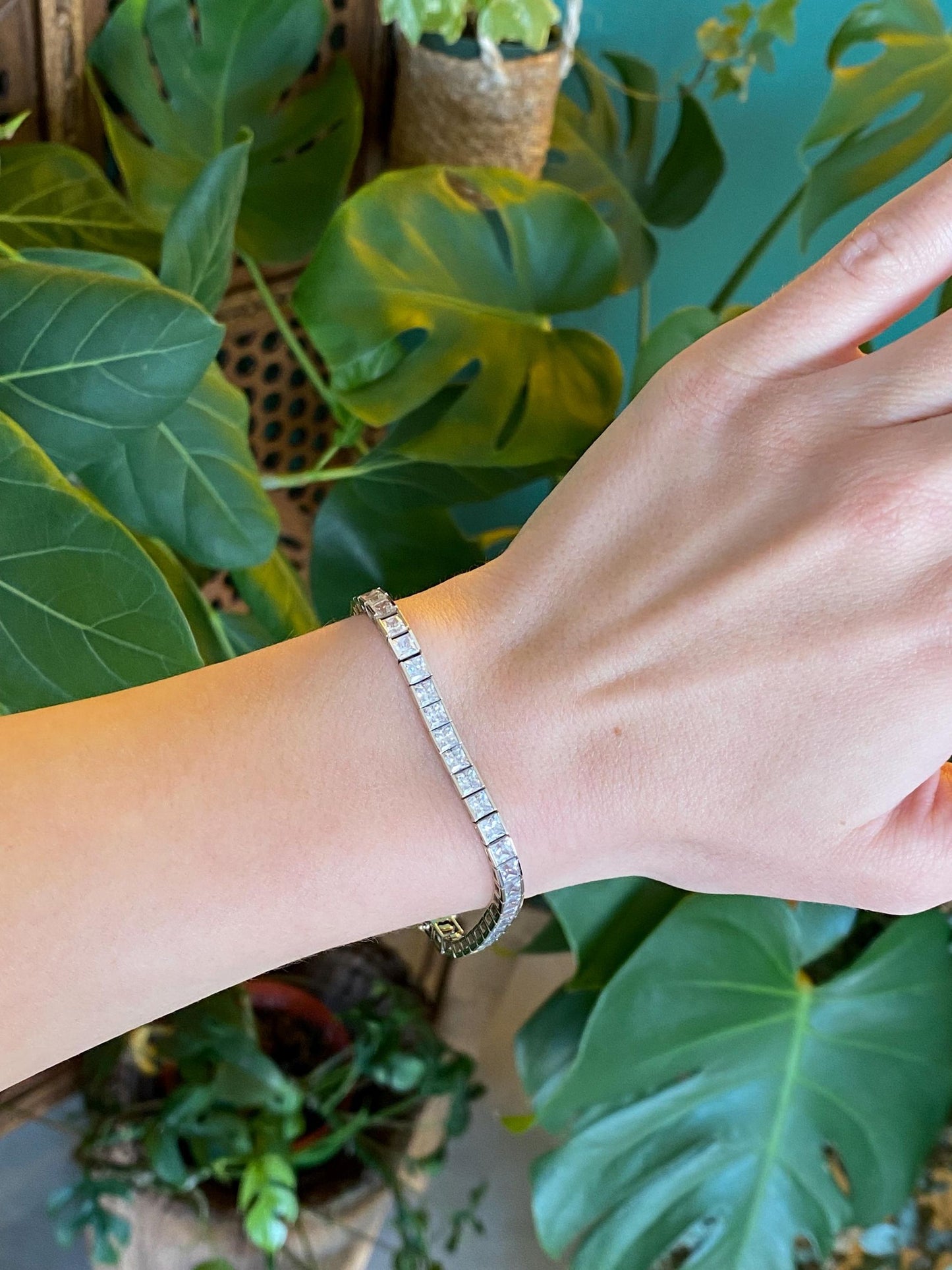 Vintage Solid 10k White Gold Cubic Zirconia Line Bracelet - 7 inches