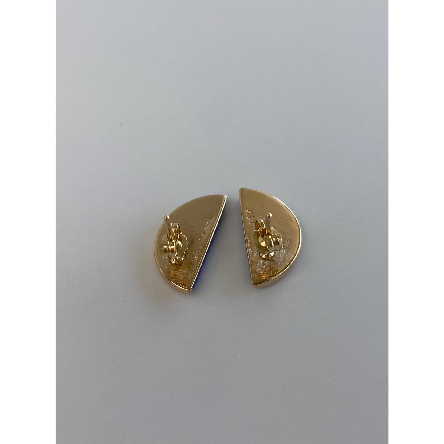 Vintage Solid 14k Yellow Gold Blue Lapis Lazuli Inlay Stud Earrings