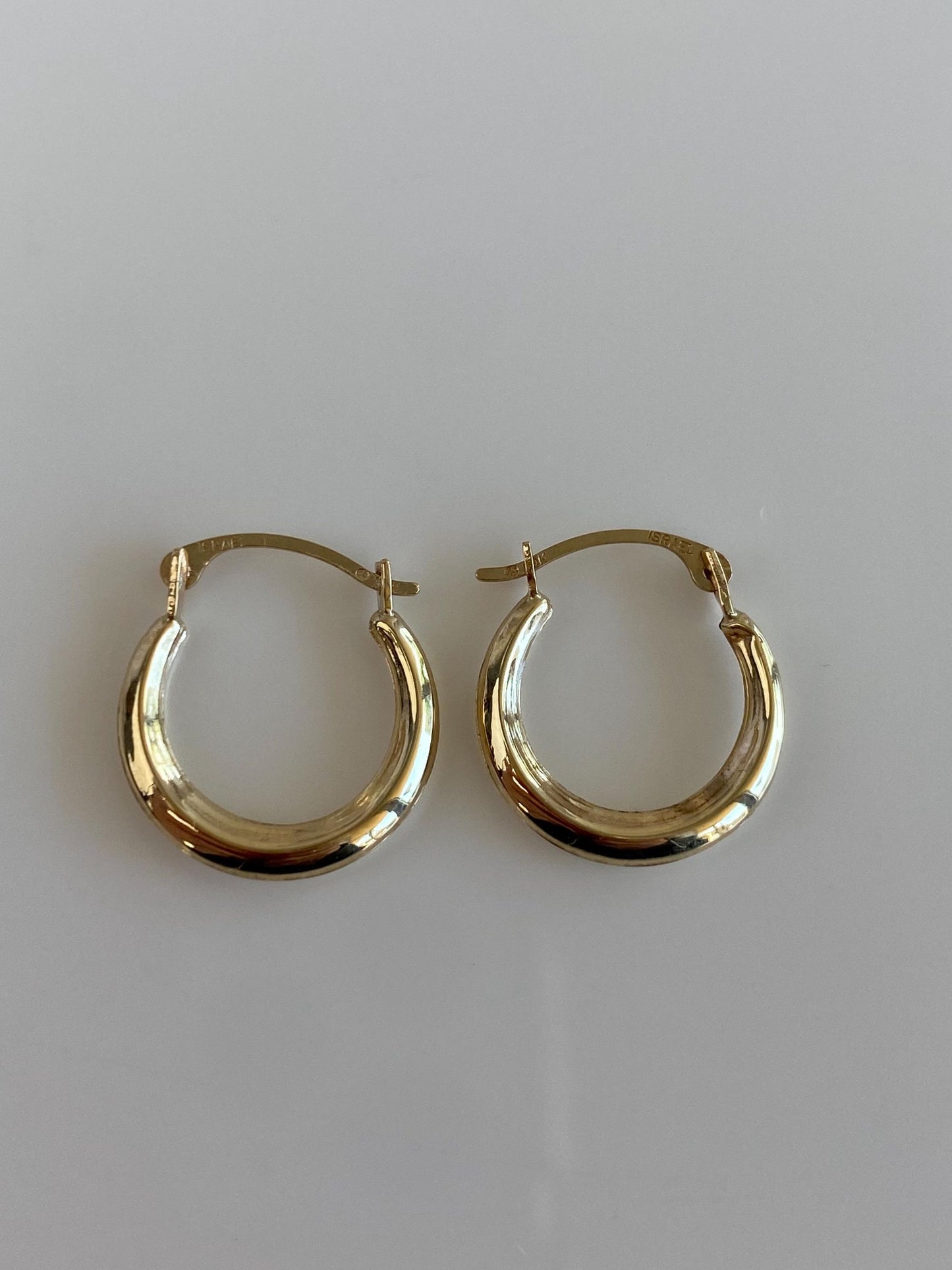 Vintage 10k Yellow Gold Small Hoop Earrings