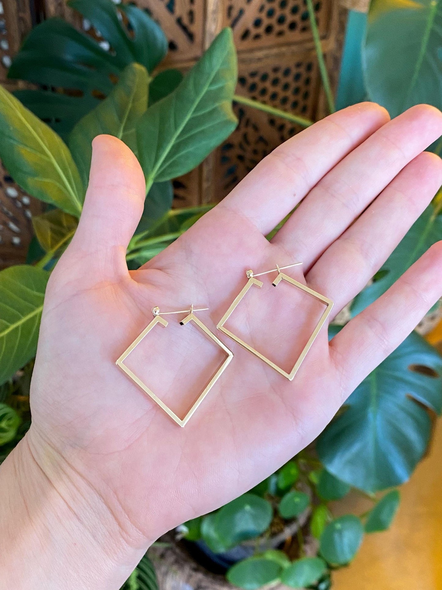 Vintage 14k Yellow Gold Square Straight Edge Hoop Earrings