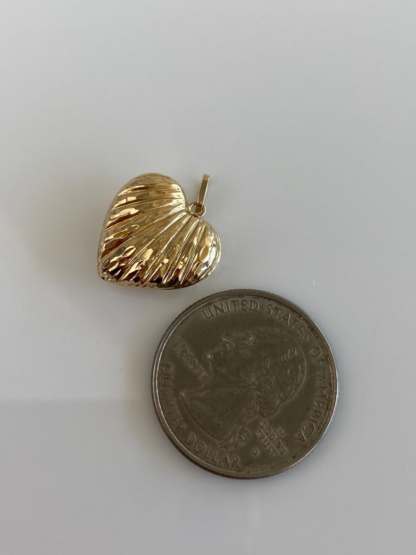 Vintage 14k Yellow Gold Diamond Cut Fluted Puffy Heart Charm