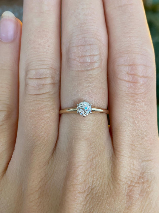 Vintage Solid 14k Yellow Gold Diamond Solitaire Ring - Size 5.5