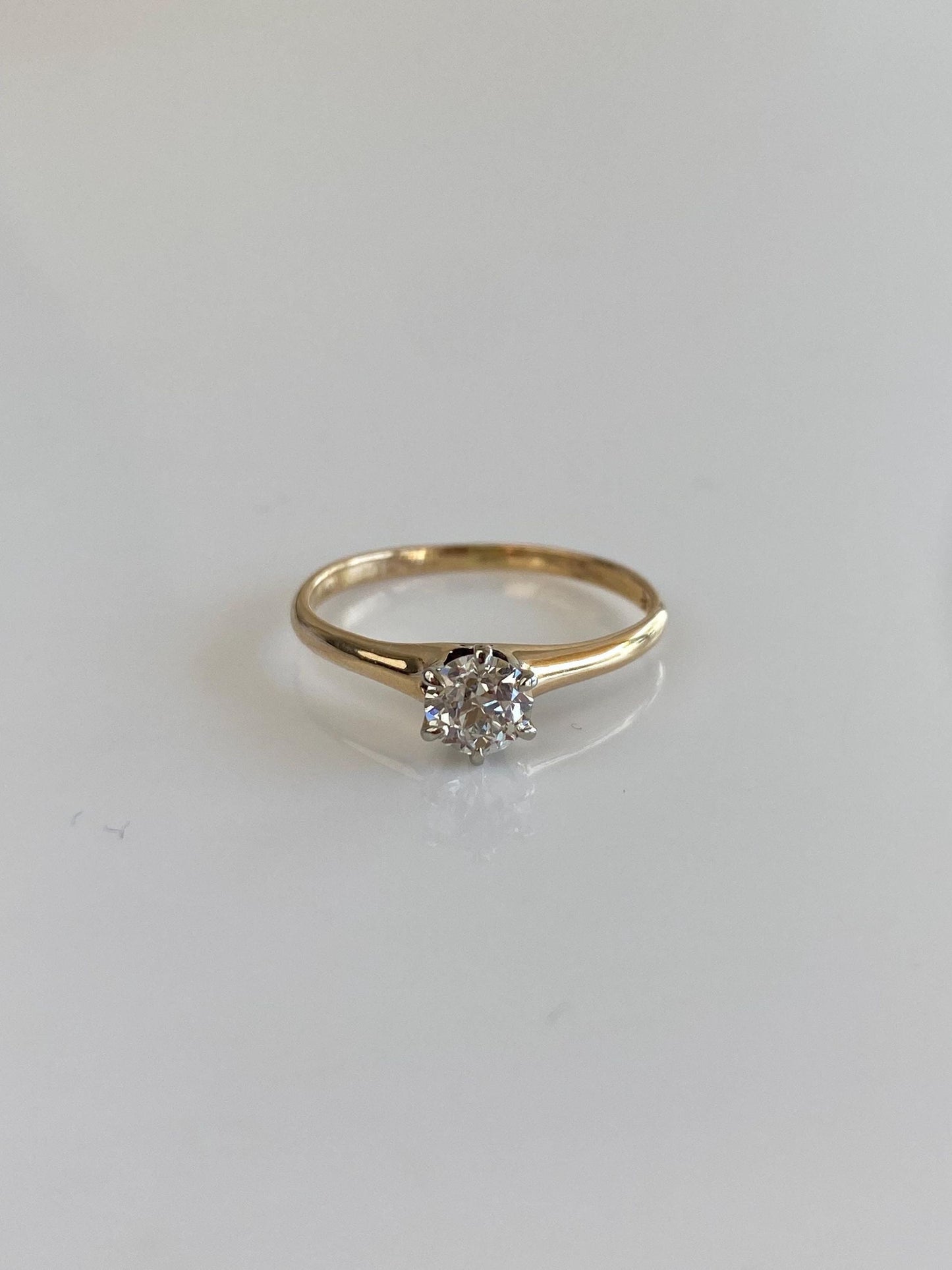 Vintage Solid 14k Yellow Gold Diamond Solitaire Ring - Size 5.5