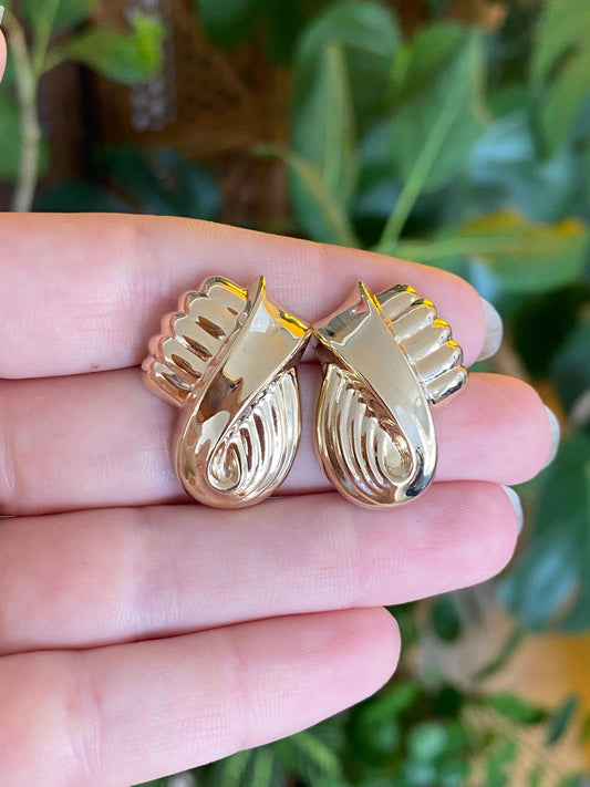 Vintage 14k Yellow Gold Fluted Twist Domed Stud Earrings