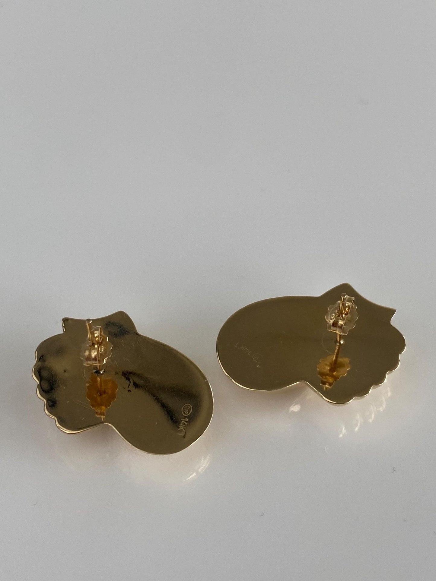 Vintage 14k Yellow Gold Fluted Twist Domed Stud Earrings