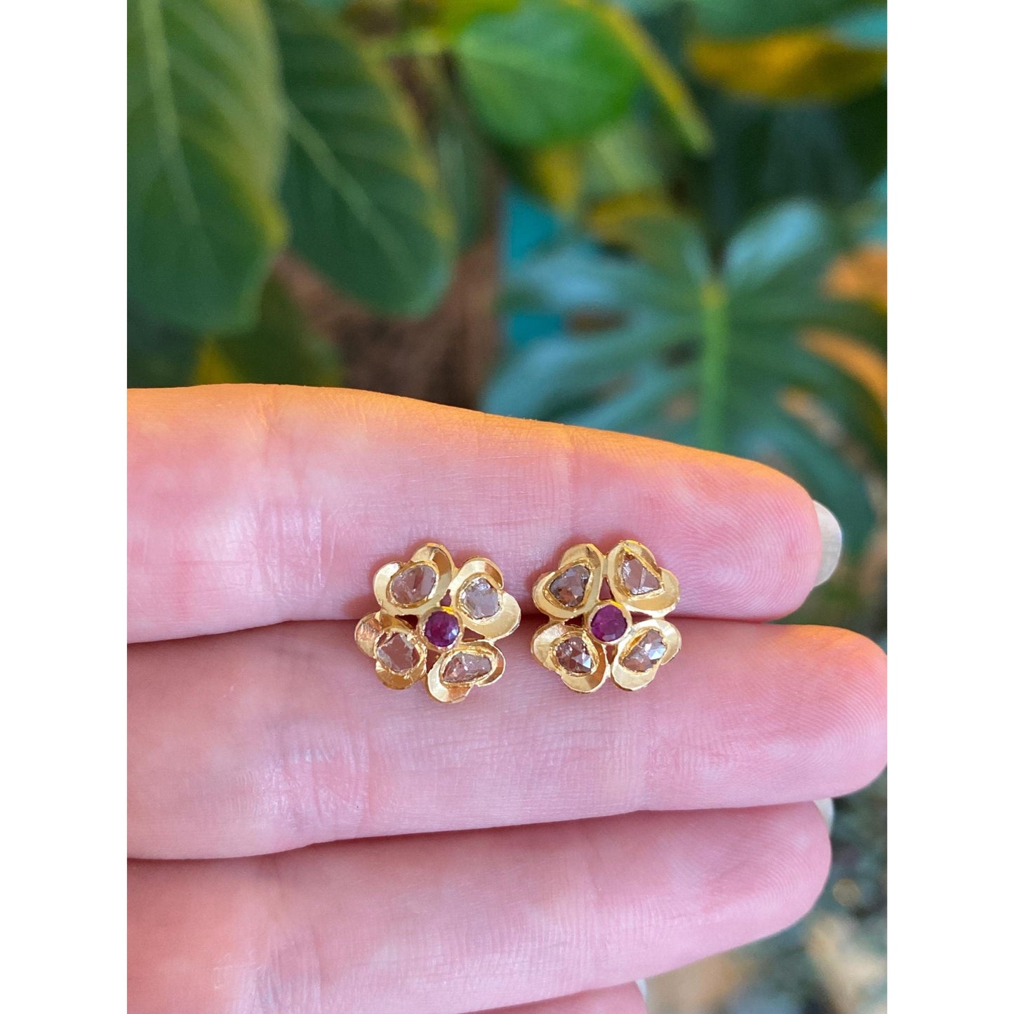 Vintage Solid 20k Yellow Gold Raw Diamond Ruby Flower Stud Earrings