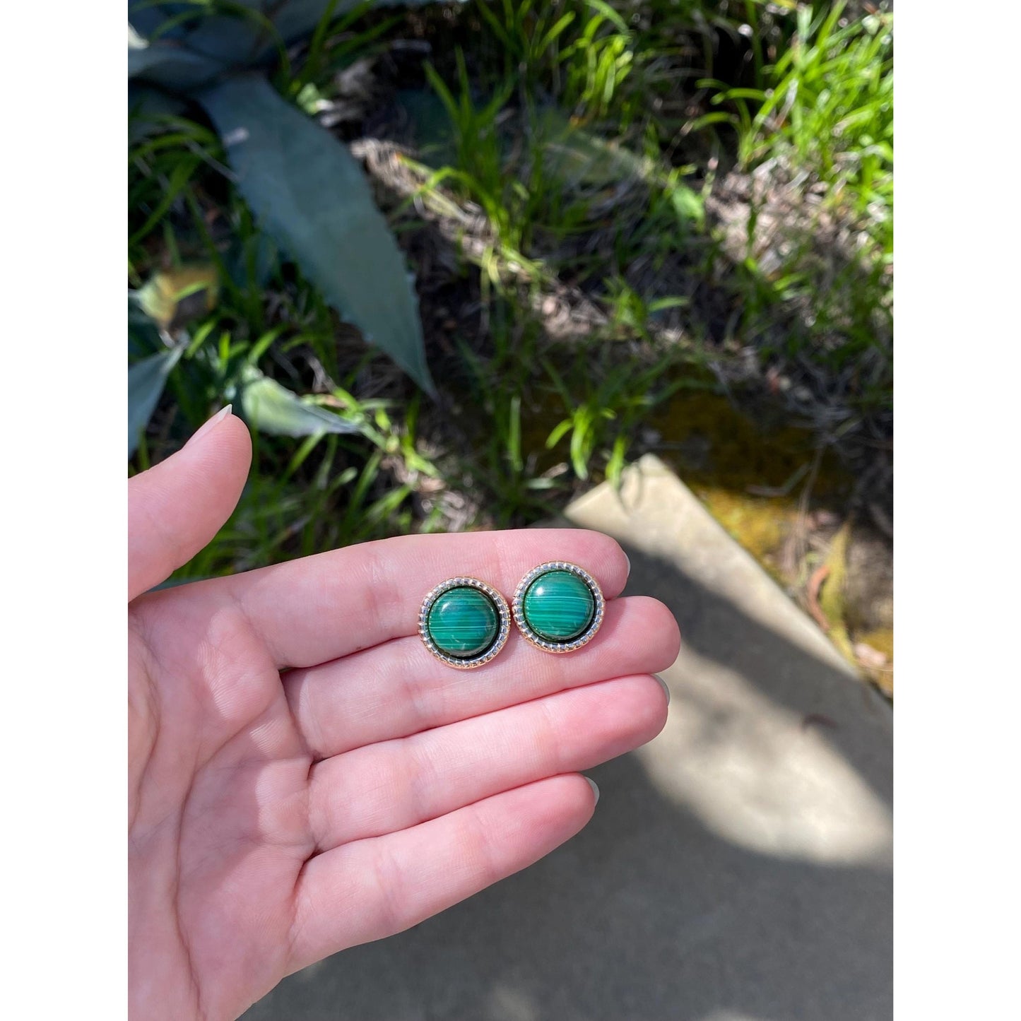 Vintage Solid 14k Yellow Gold Malachite Stud Earrings