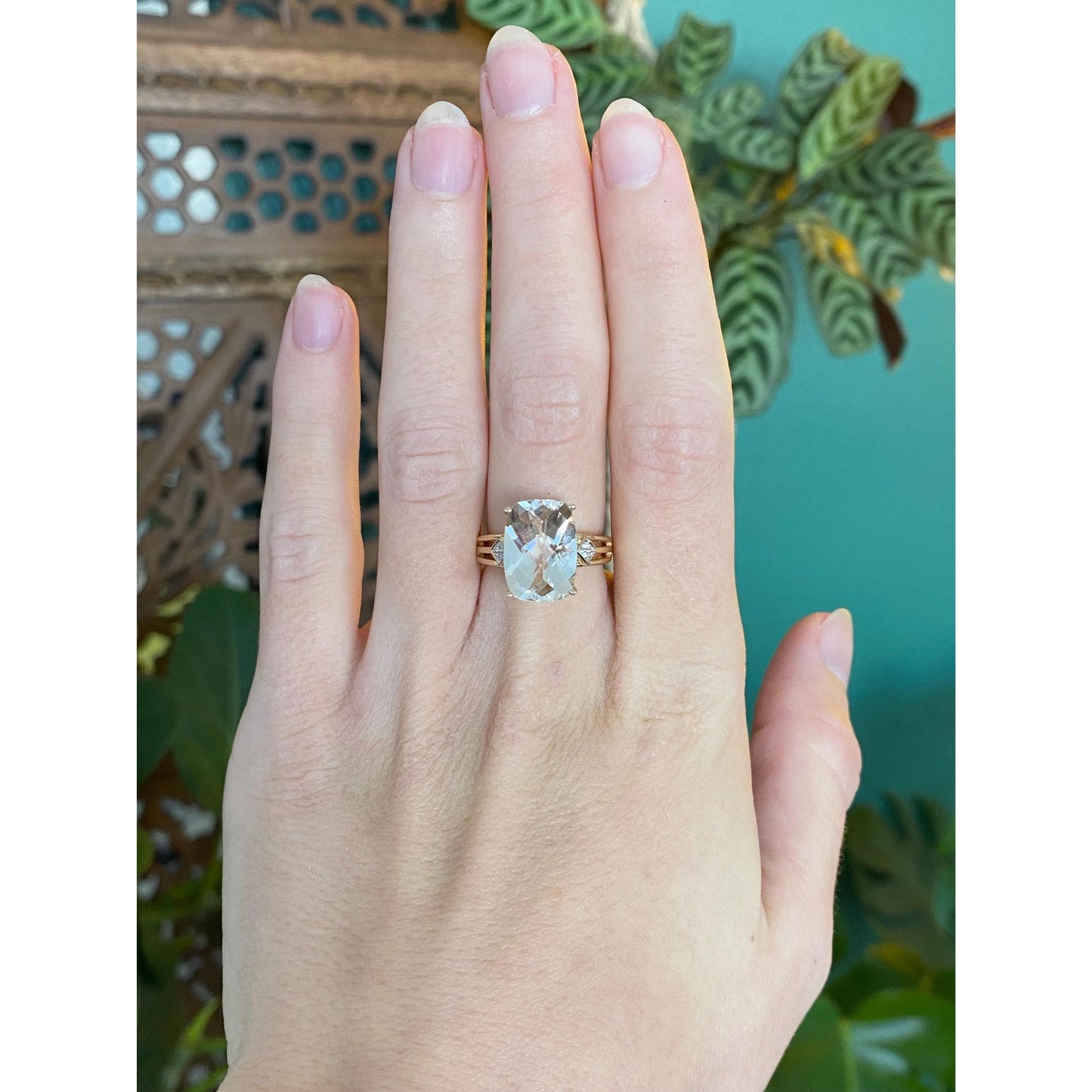 Vintage Solid 10k Yellow Gold Faceted Clear Topaz Ring - Size 5.75