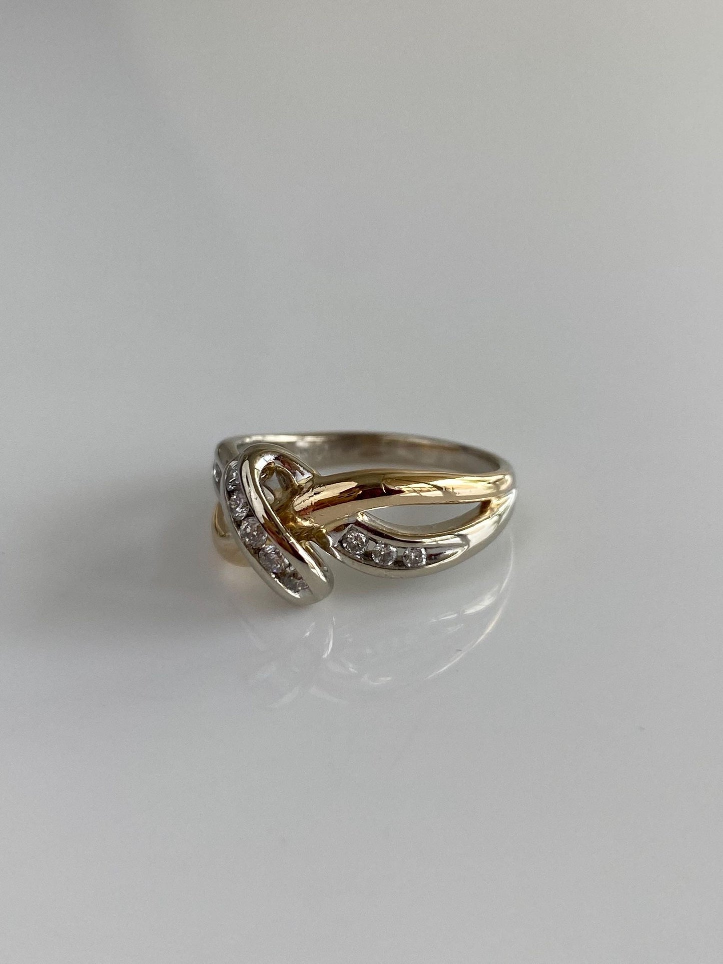 Vintage Solid 14k White & Yellow Gold Diamond Twist Ring Band - Size 7
