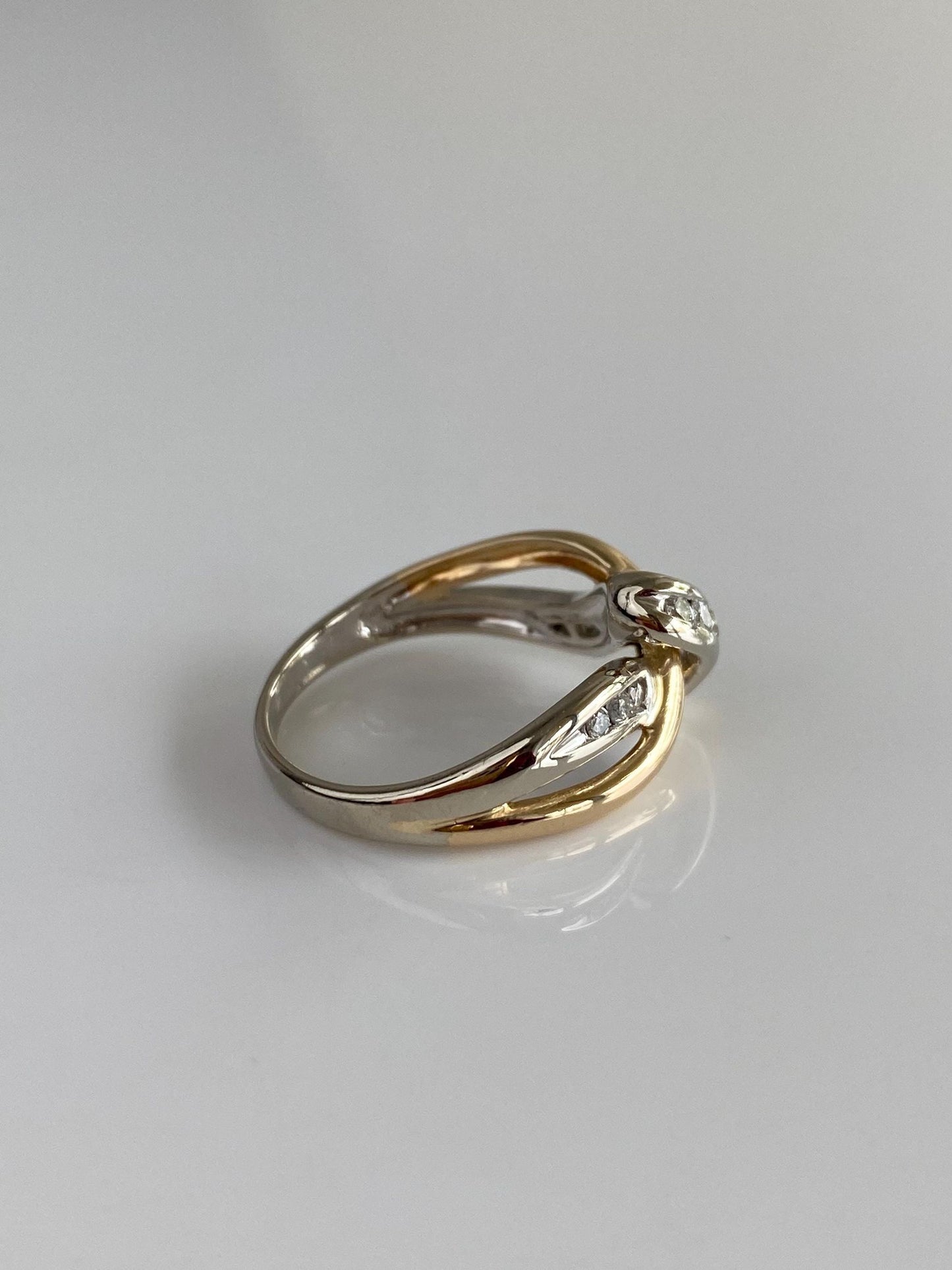Vintage Solid 14k White & Yellow Gold Diamond Twist Ring Band - Size 7
