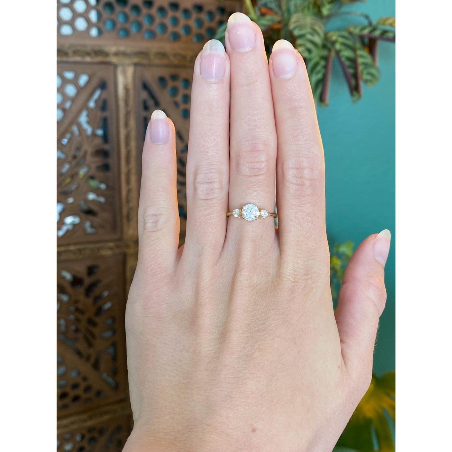 Solid 14k Yellow Gold Cubic Zirconia Ring Band - Size 5.5