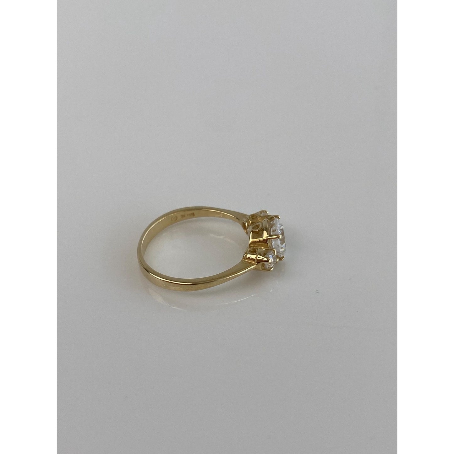 Solid 14k Yellow Gold Cubic Zirconia Ring Band - Size 5.5