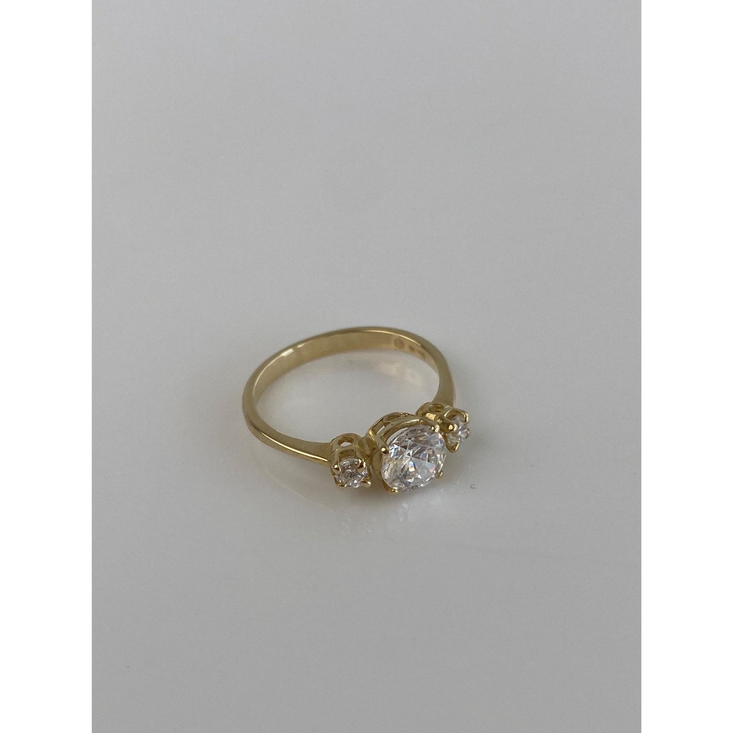 Solid 14k Yellow Gold Cubic Zirconia Ring Band - Size 5.5