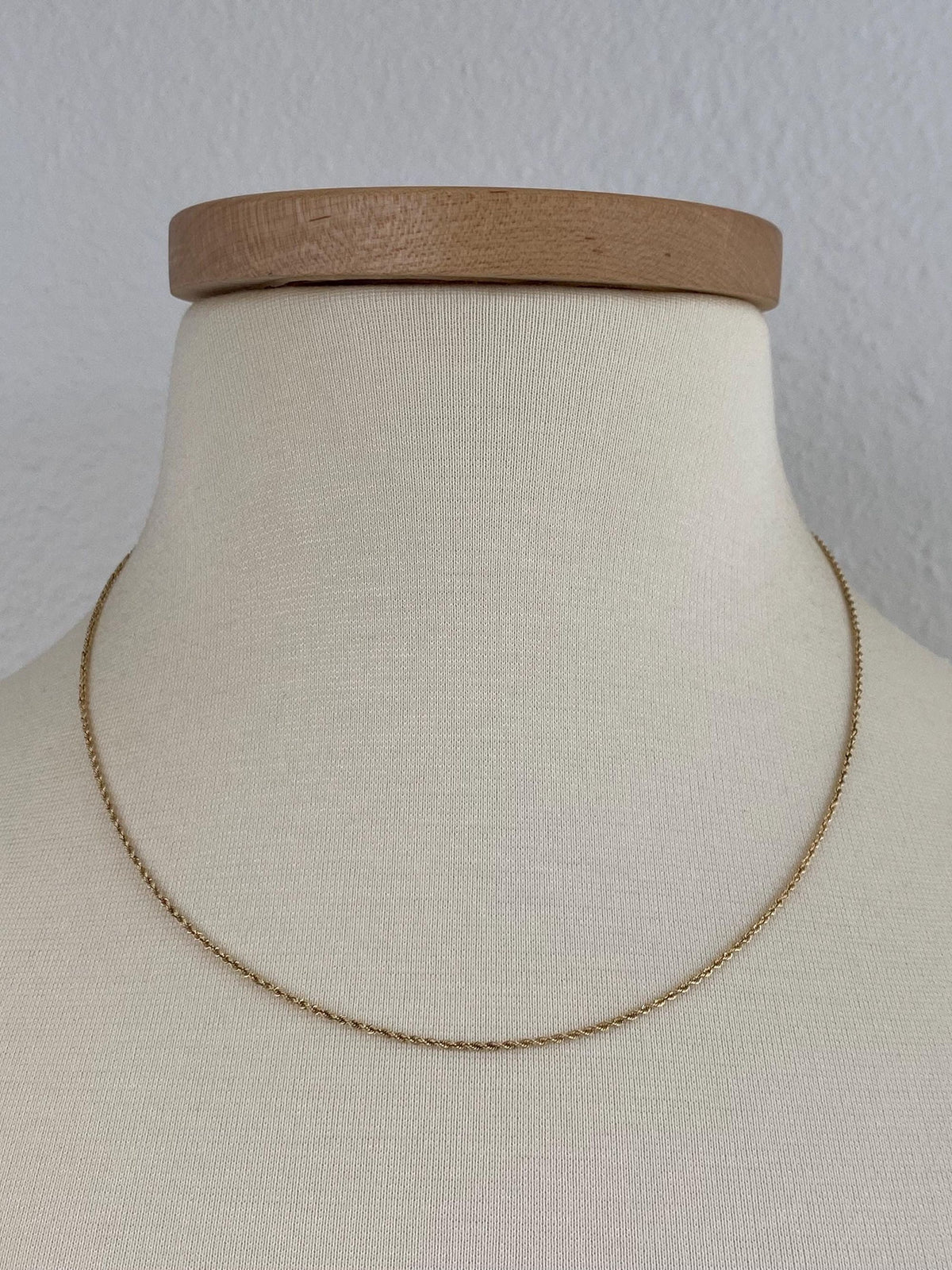 Vintage Solid 14k Yellow Gold Slim Rope Chain Necklace - 18.5 inches