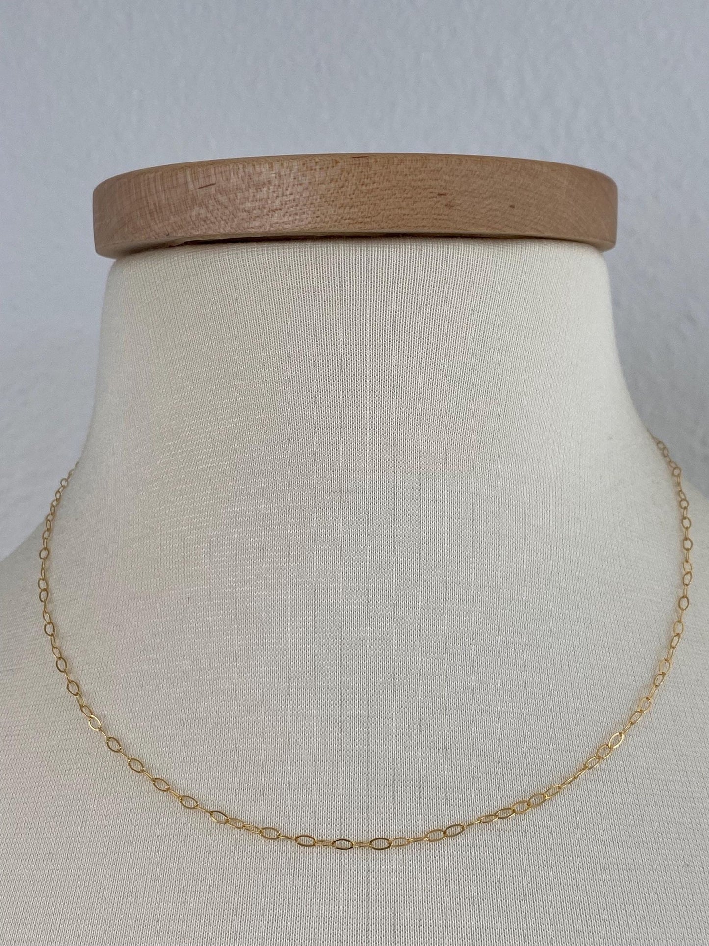Vintage Solid 14k Yellow Gold Elongated Cable Chain Necklace - 18 inches