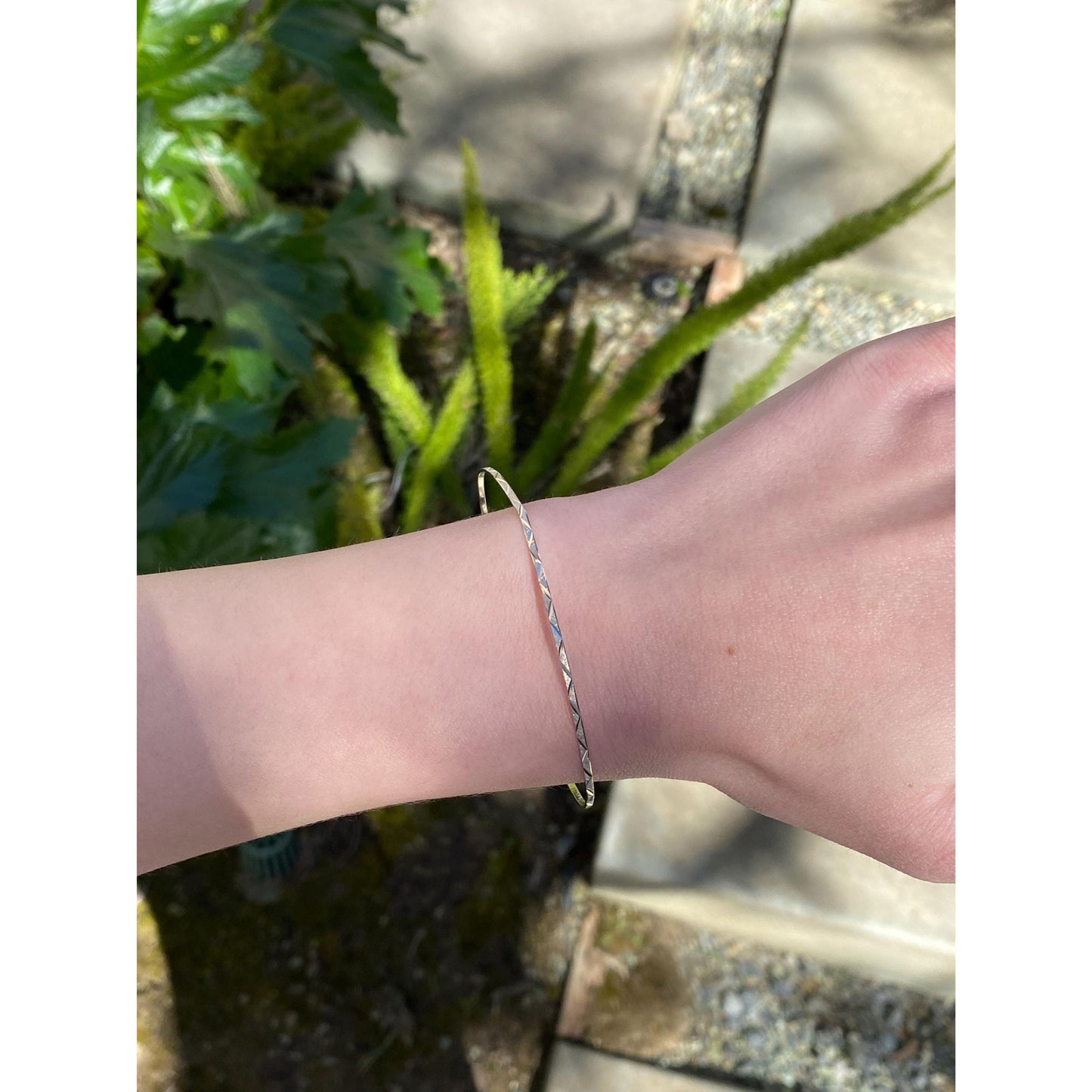 Vintage Solid 14k White Gold Thin Diamond Cut Bangle Bracelet