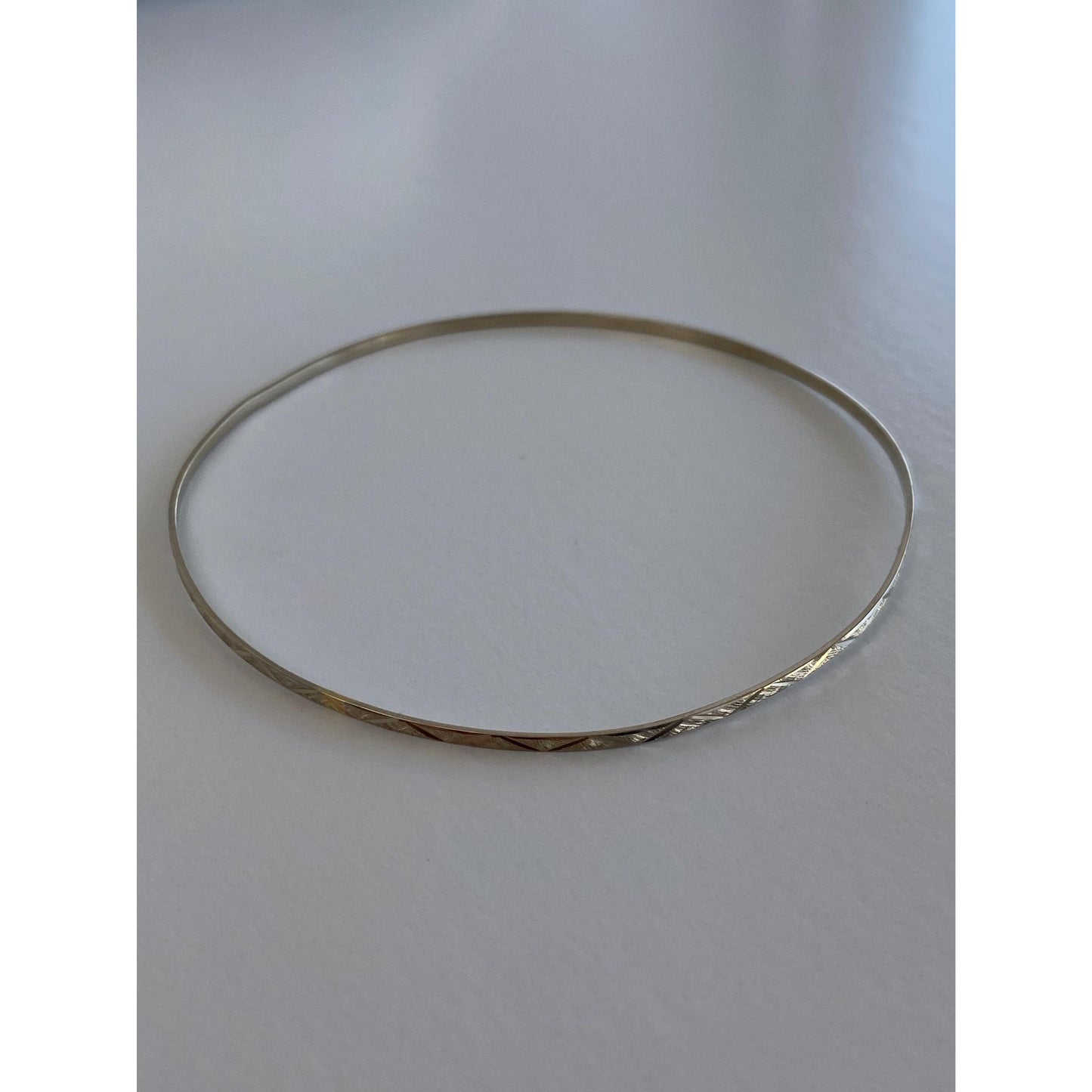 Vintage Solid 14k White Gold Thin Diamond Cut Bangle Bracelet