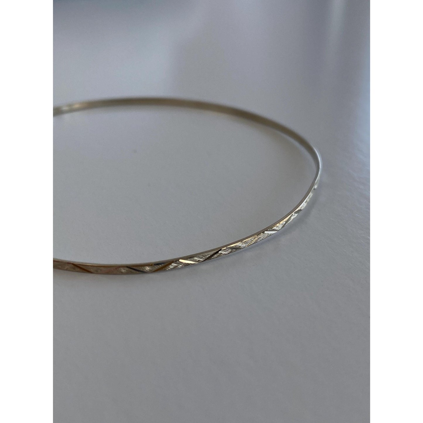 Vintage Solid 14k White Gold Thin Diamond Cut Bangle Bracelet