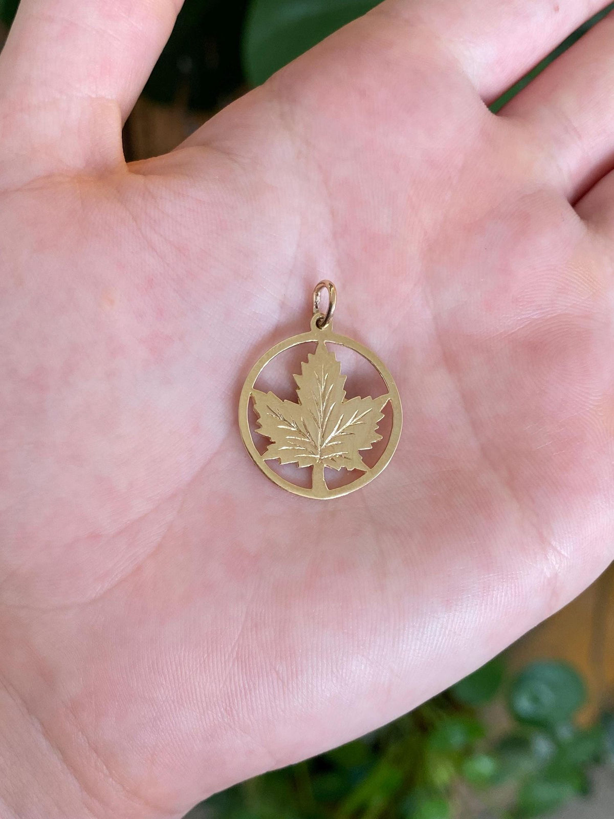 Vintage Solid 10k Yellow Gold Maple Leaf Charm