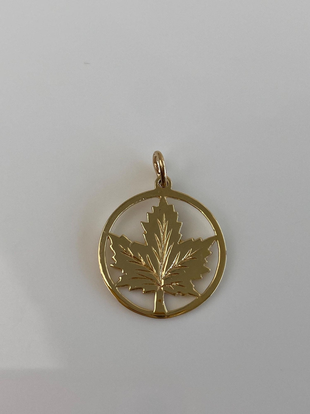 Vintage Solid 10k Yellow Gold Maple Leaf Charm