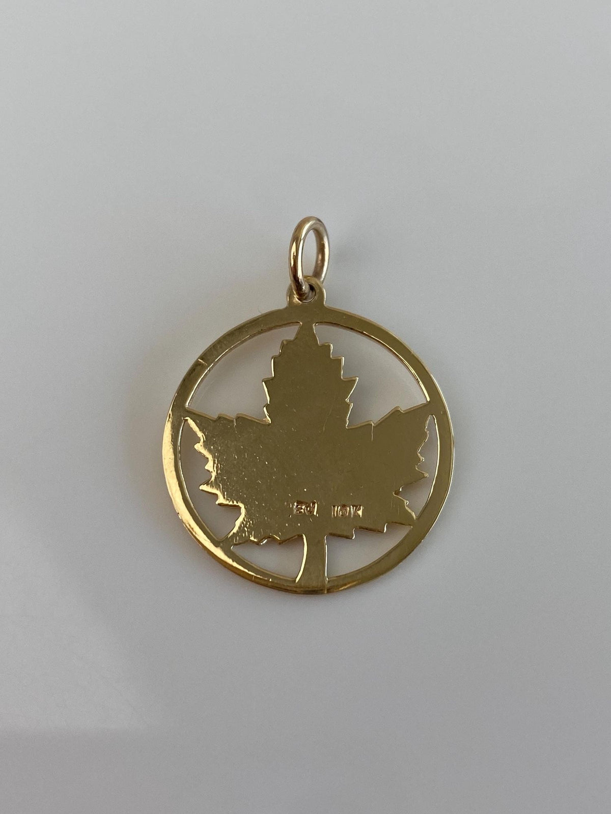 Vintage Solid 10k Yellow Gold Maple Leaf Charm