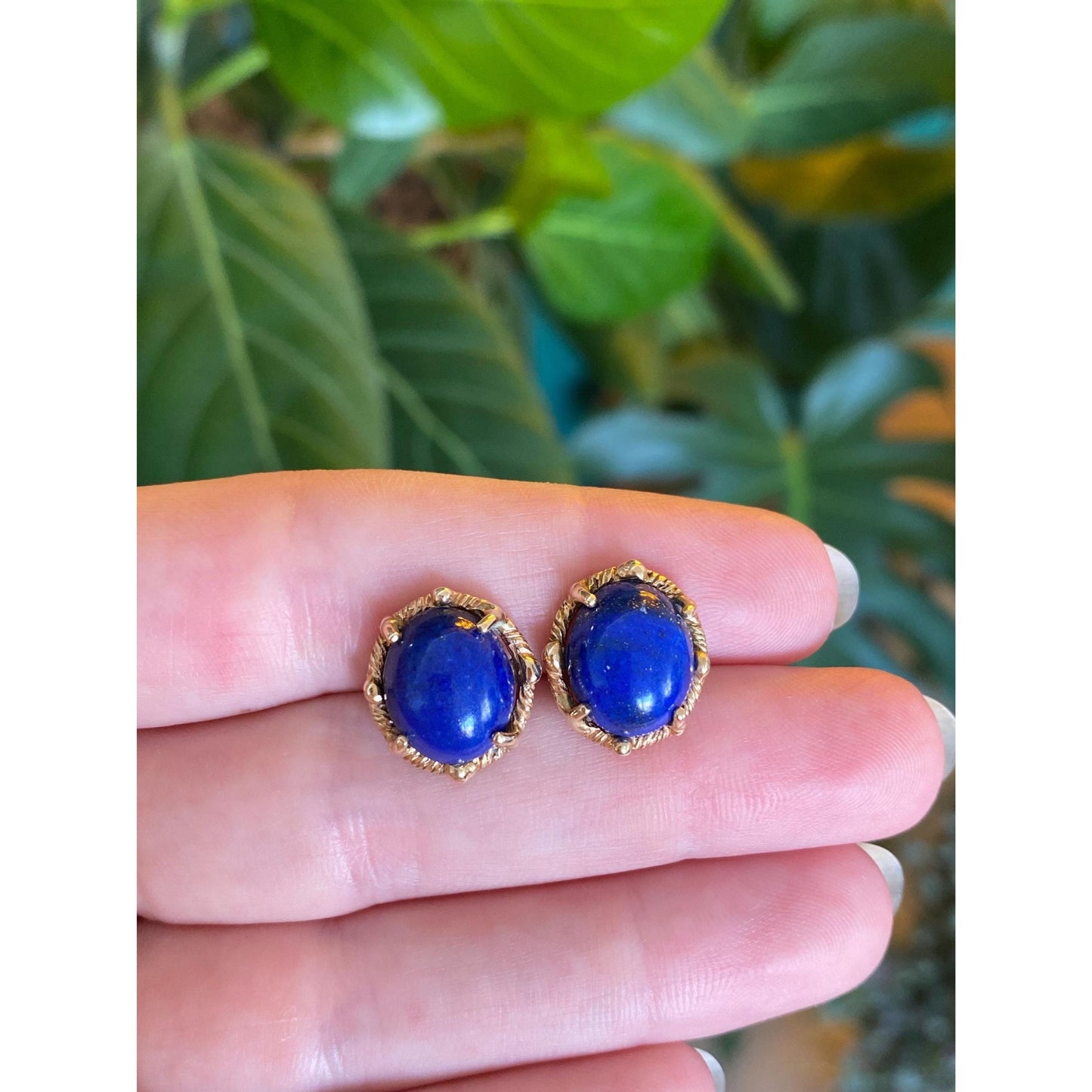 Vintage Solid 14k Yellow Gold Blue Lapis Lazuli Stud Earrings