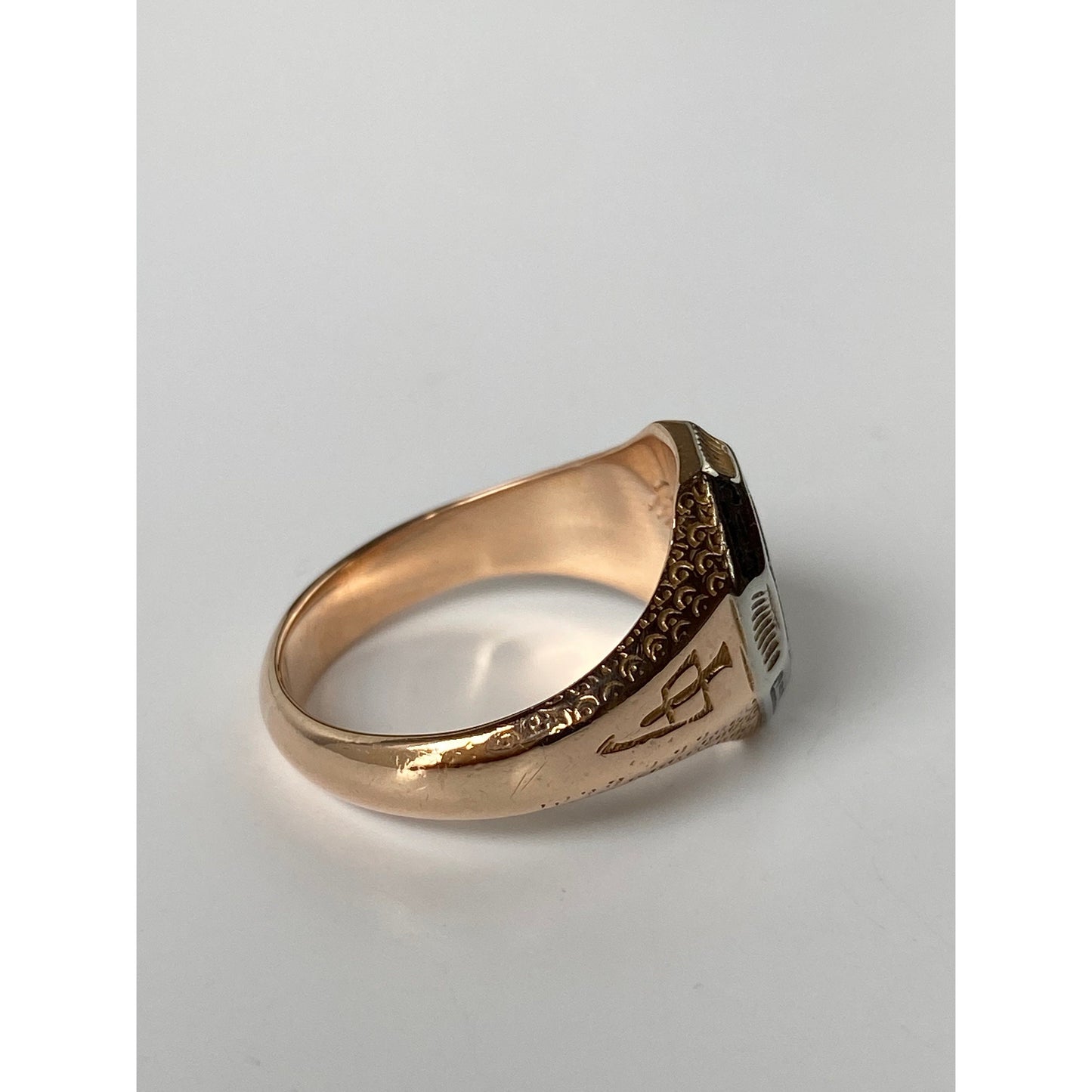 Vintage Solid 10k White & Rosey Gold 'K H.S.' Class Ring - Size 4.75