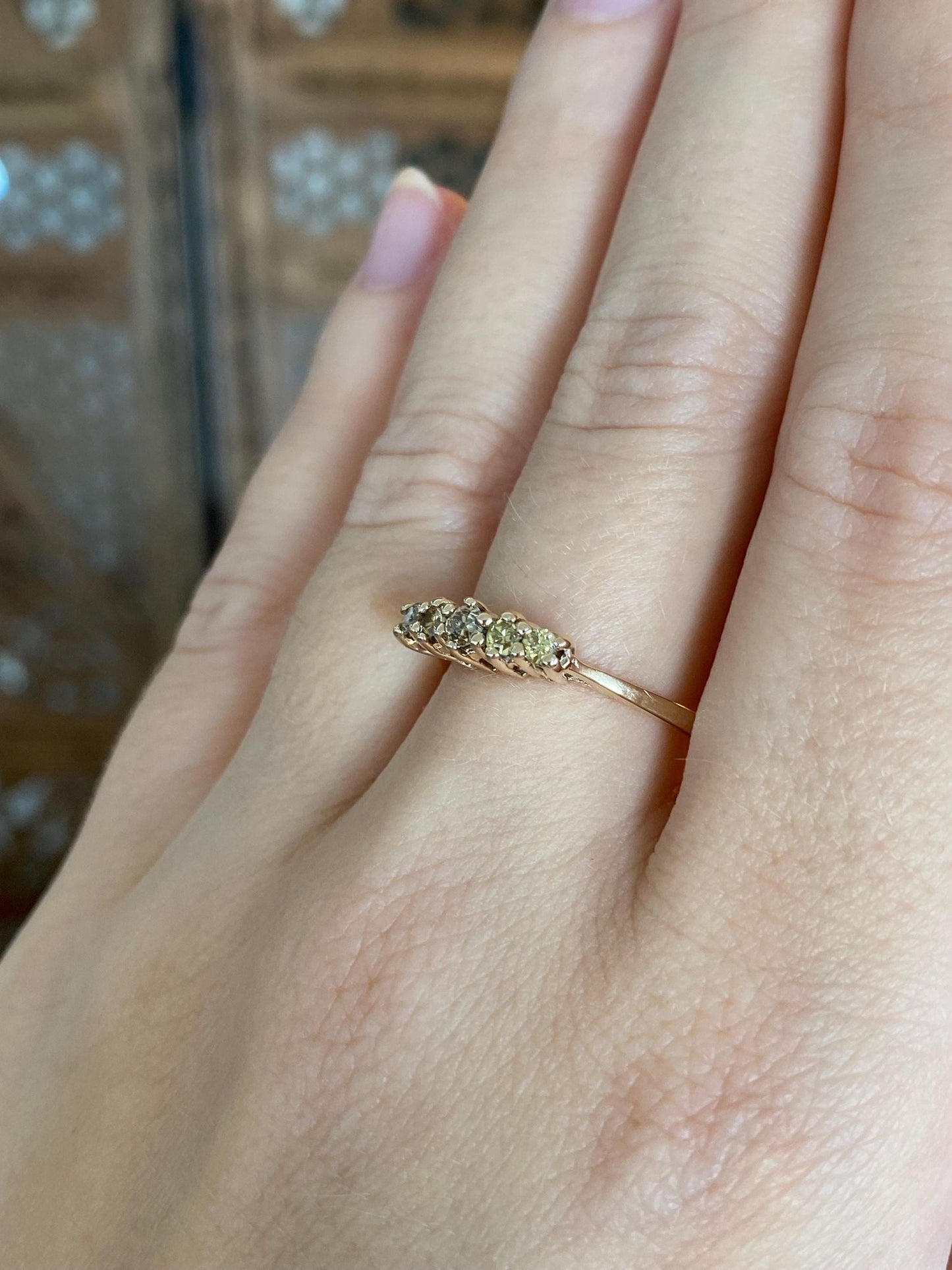 Vintage Solid 14k Yellow Gold Yellow & Champagne Diamond Row Ring - Size 9