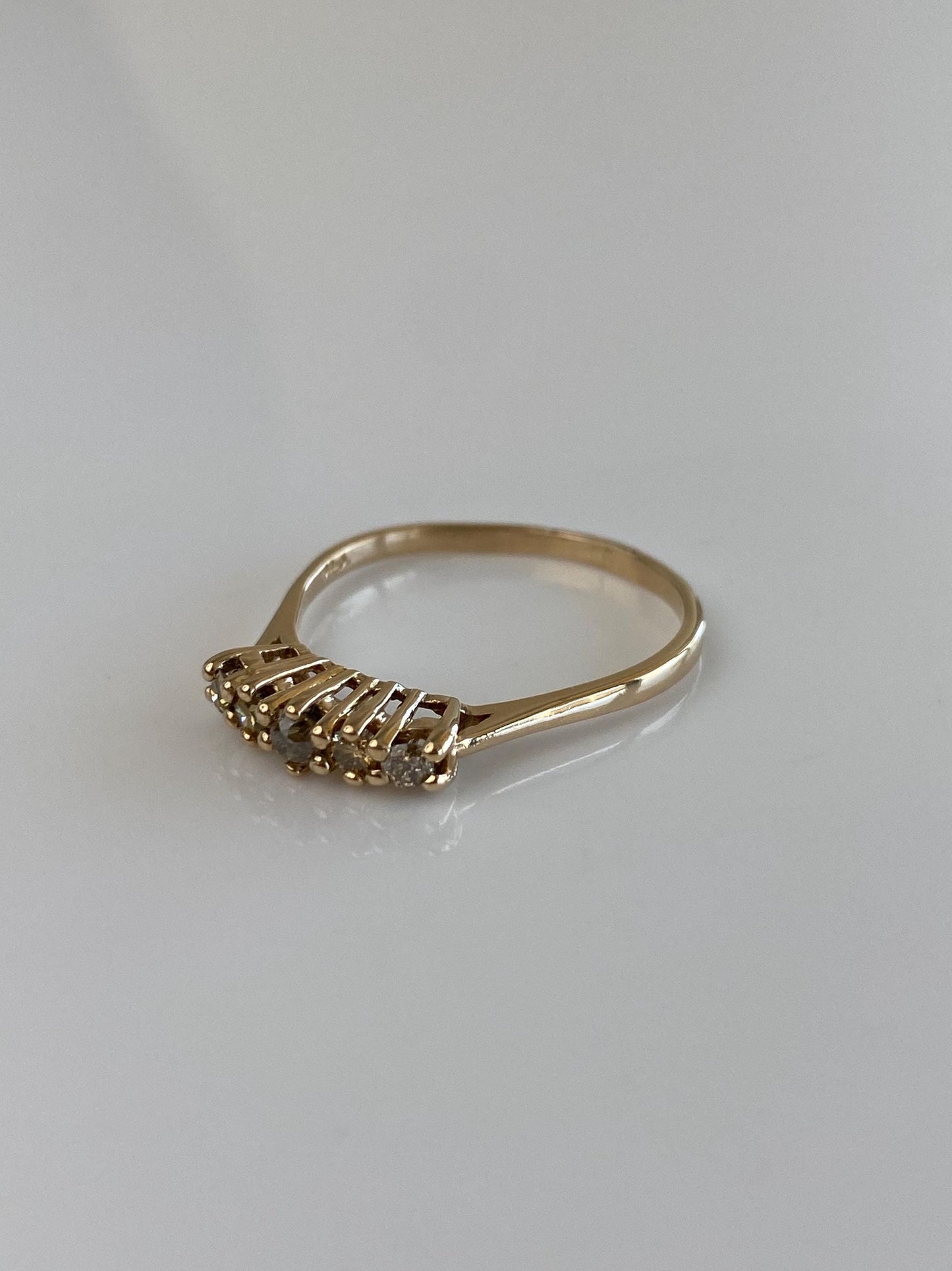 Vintage Solid 14k Yellow Gold Yellow & Champagne Diamond Row Ring - Size 9