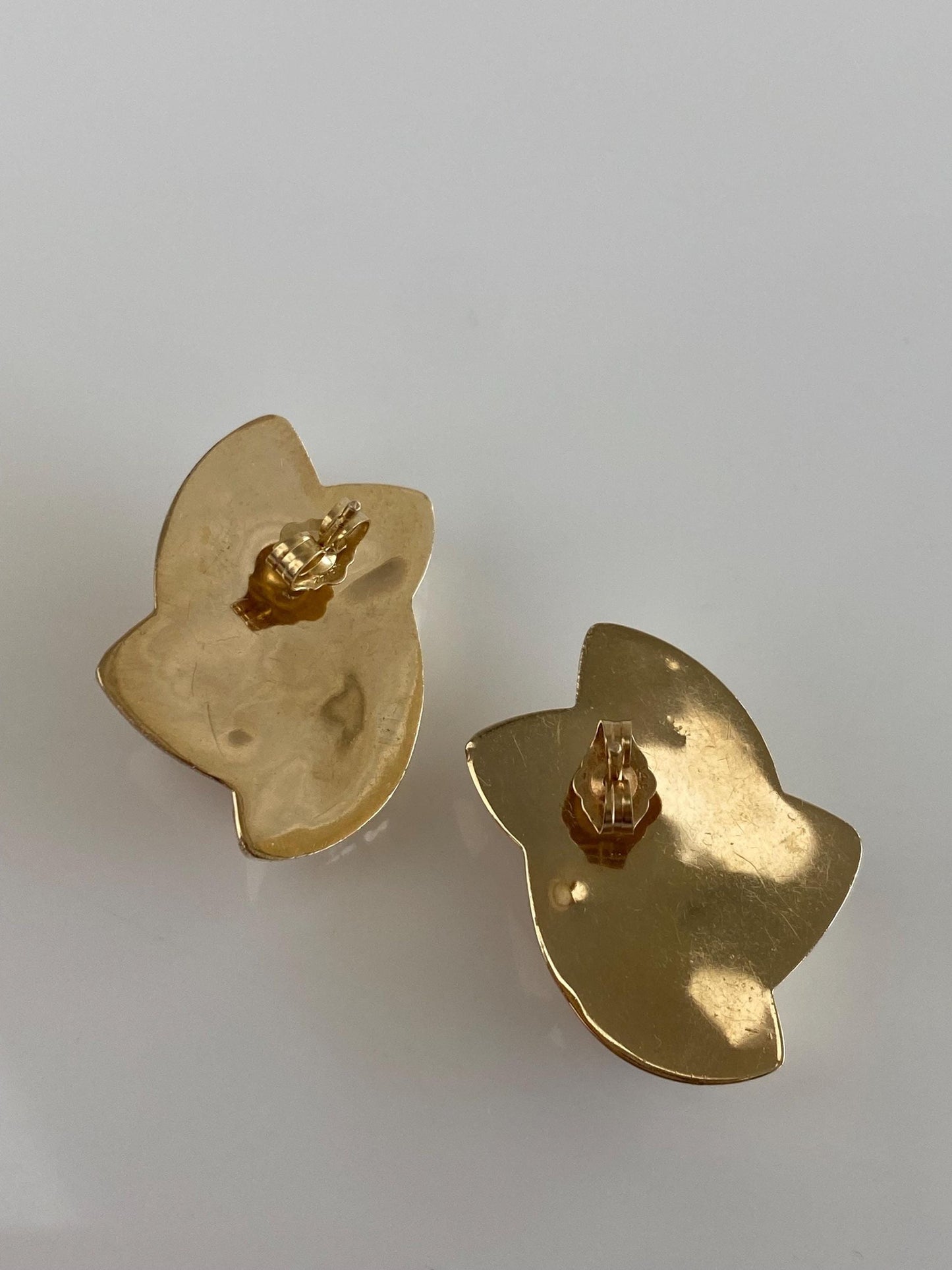 Vintage 14k Yellow Gold Satin Shiny Design Domed Drop Earrings