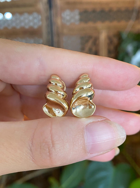 Vintage Solid 14k Yellow Gold Shell Drop Earrings