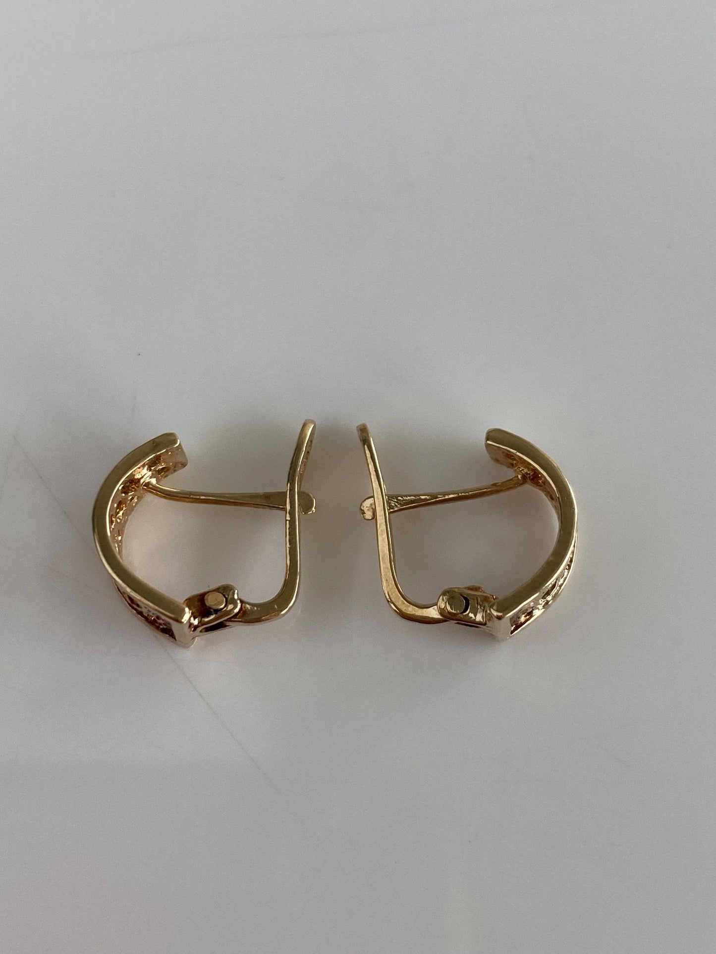 Vintage Solid 10k Open Work Filigree Drop Earrings