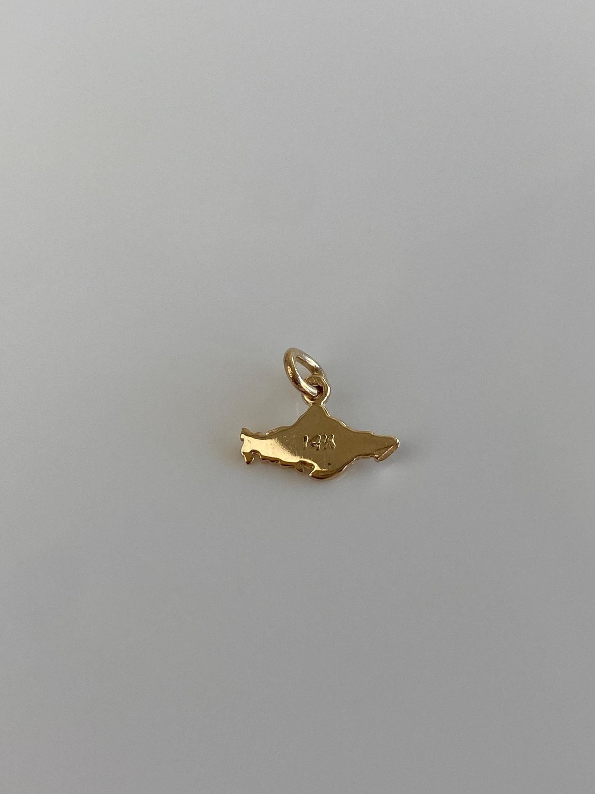 Vintage Solid 14k Yellow Gold Aloha Charm