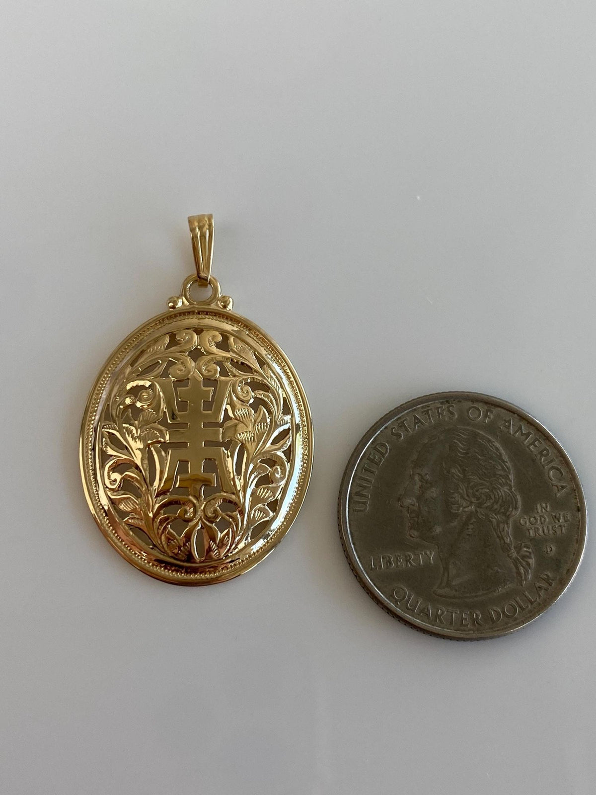 Vintage Solid 14k Yellow Gold Open Work Chinese Character Charm