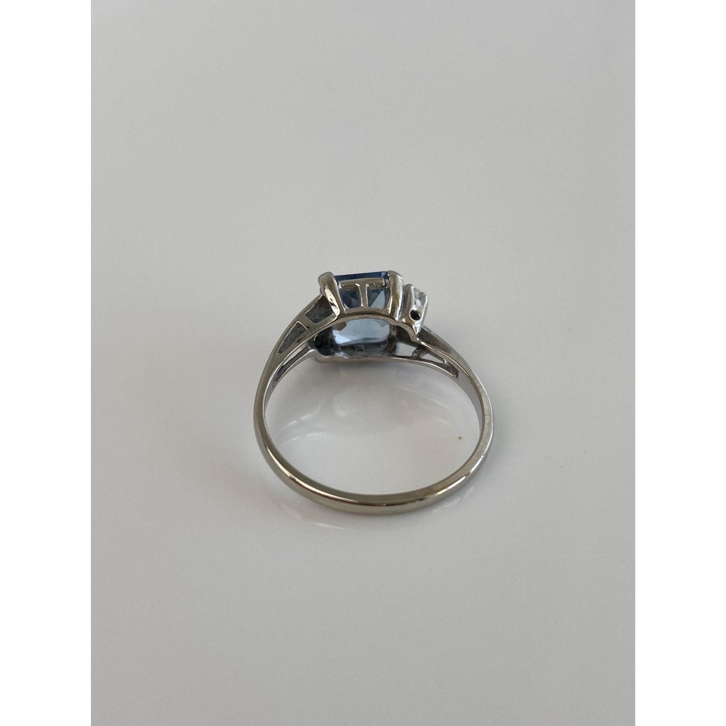 Vintage Solid 10k White Gold Aquamarine Clear Quartz Ring - Size 6