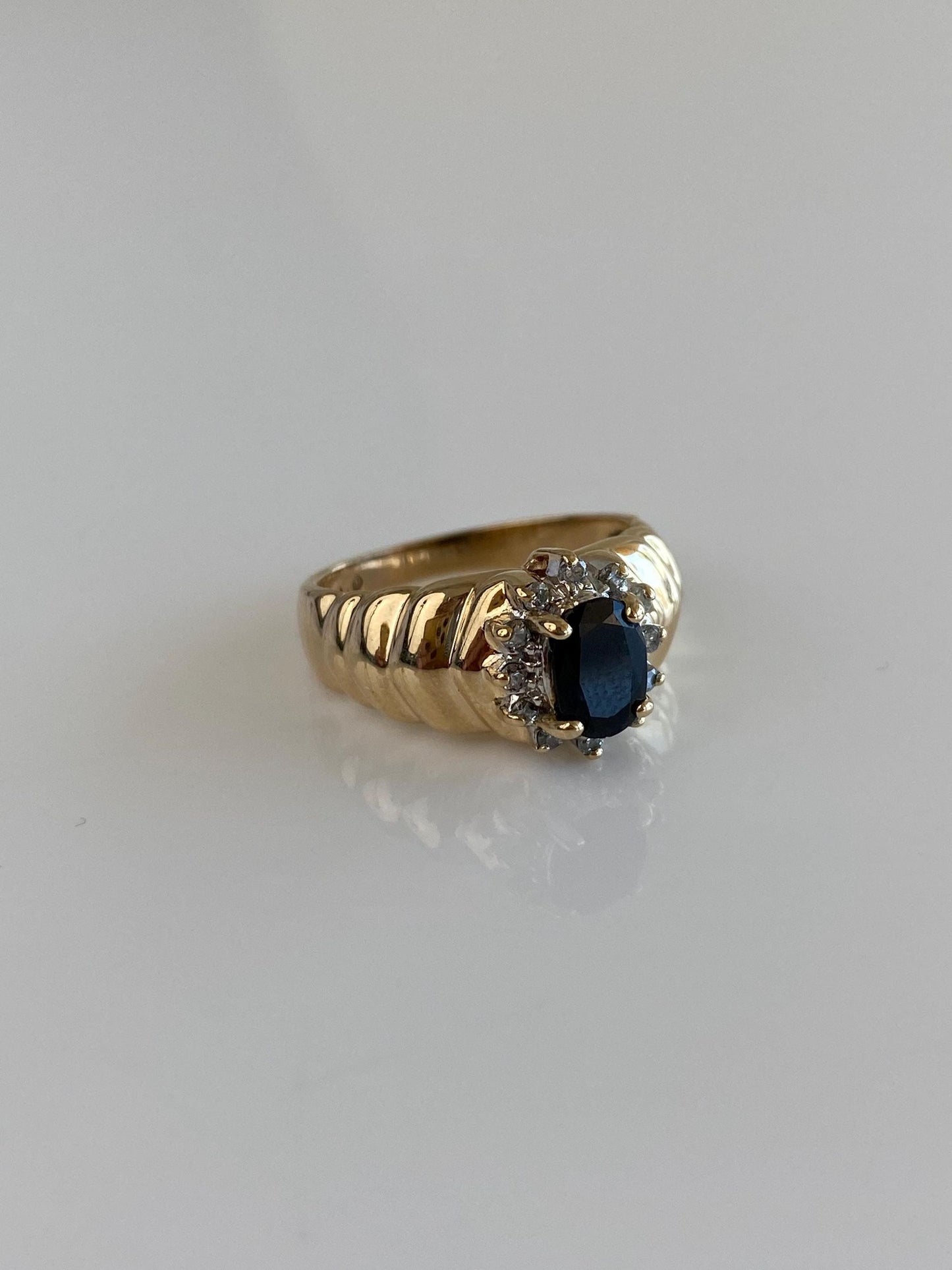 Solid 14k White & Yellow Gold Blue Sapphire Diamond Halo Fluted Ring - Size 6.25