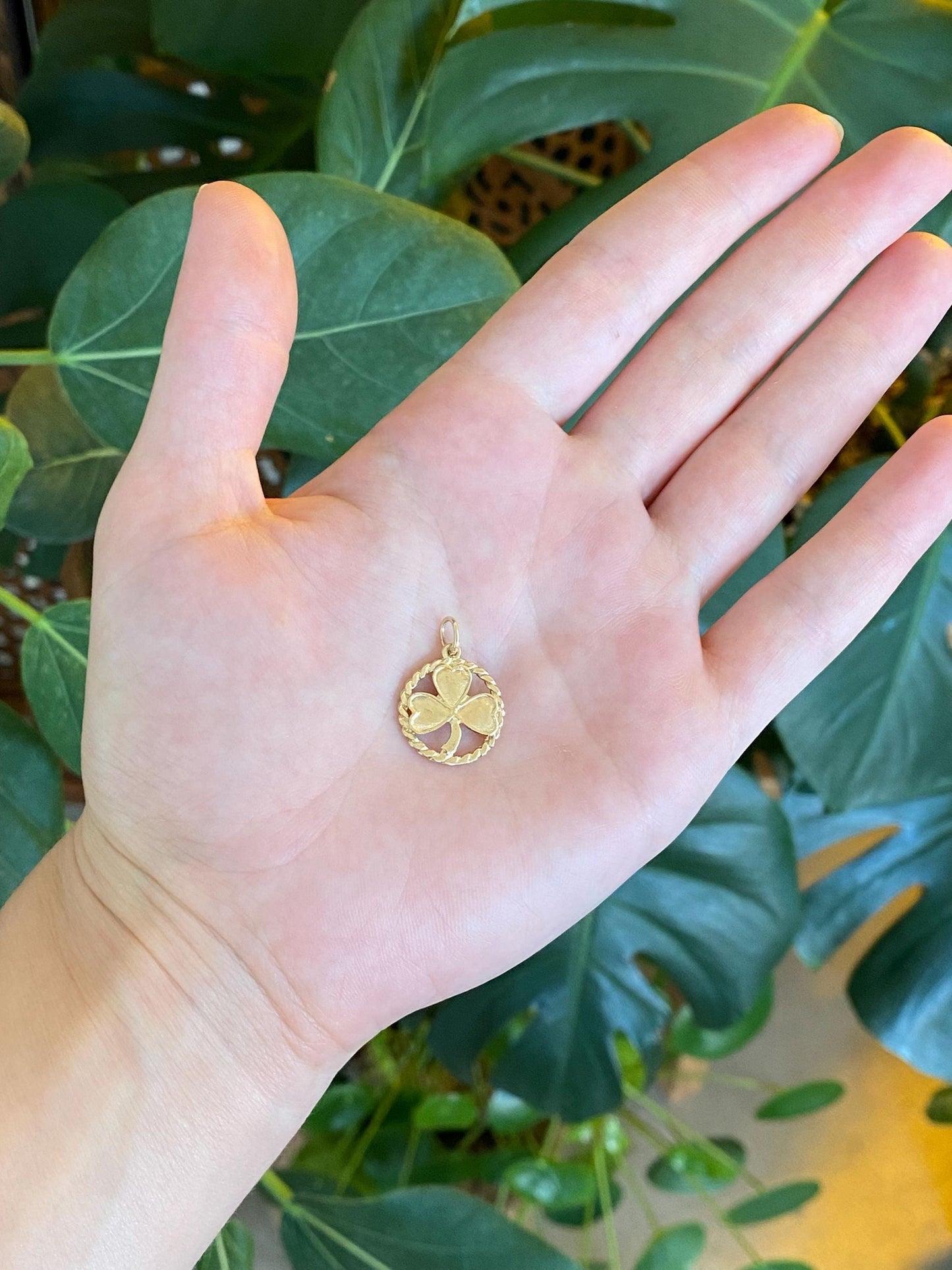 Vintage Solid 9k Yellow Gold Clover Charm