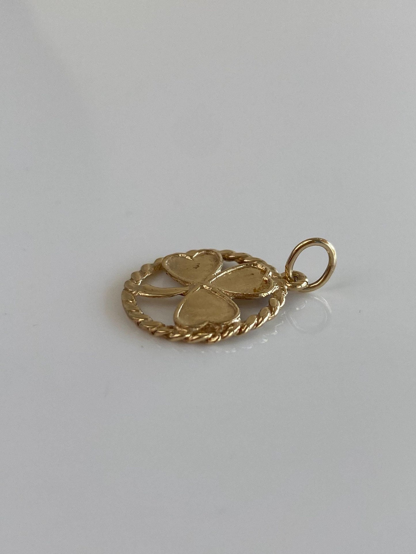 Vintage Solid 9k Yellow Gold Clover Charm