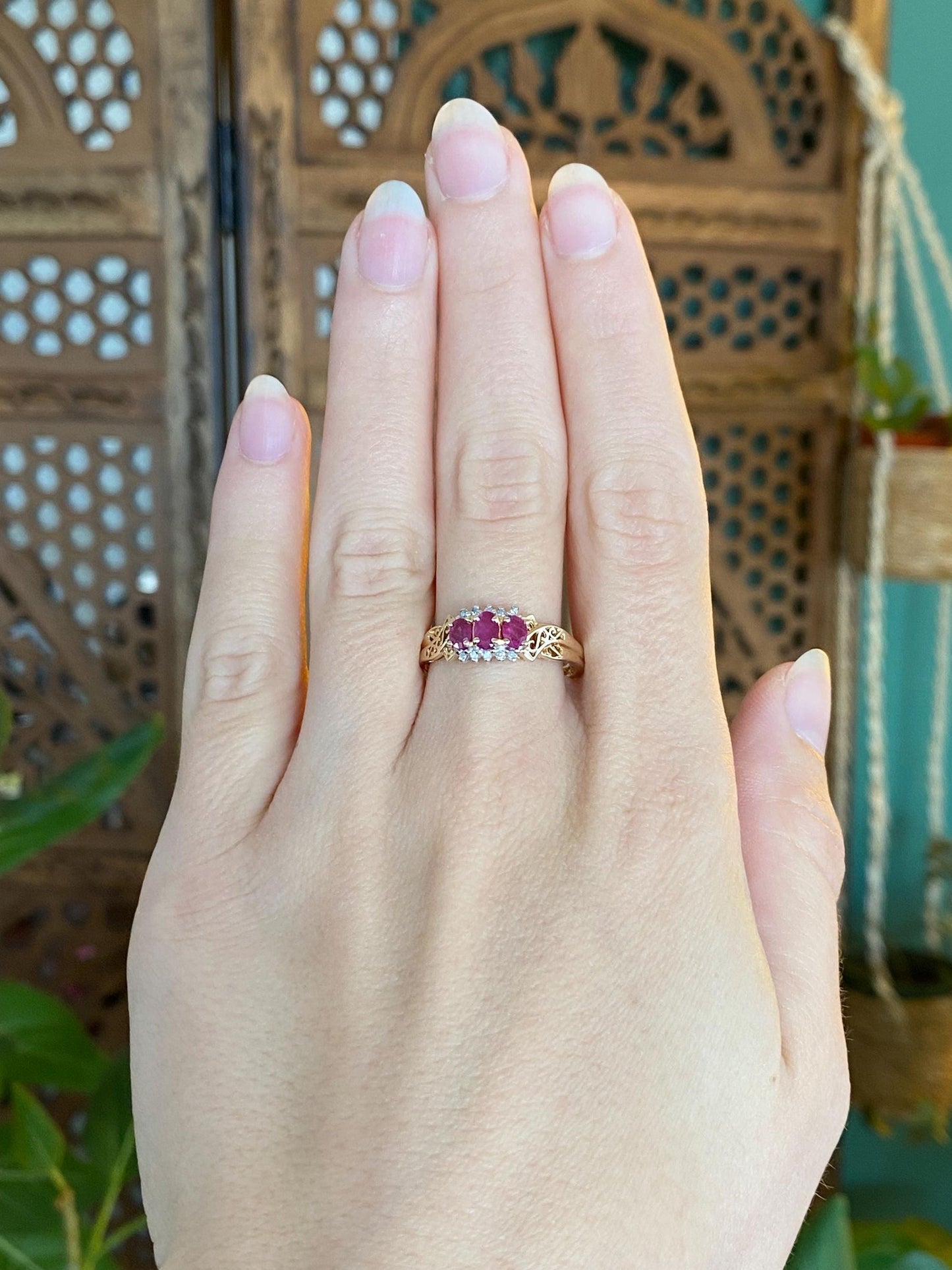 Vintage Solid 14k Yellow Gold Ruby Diamond Ring - Size 9.25