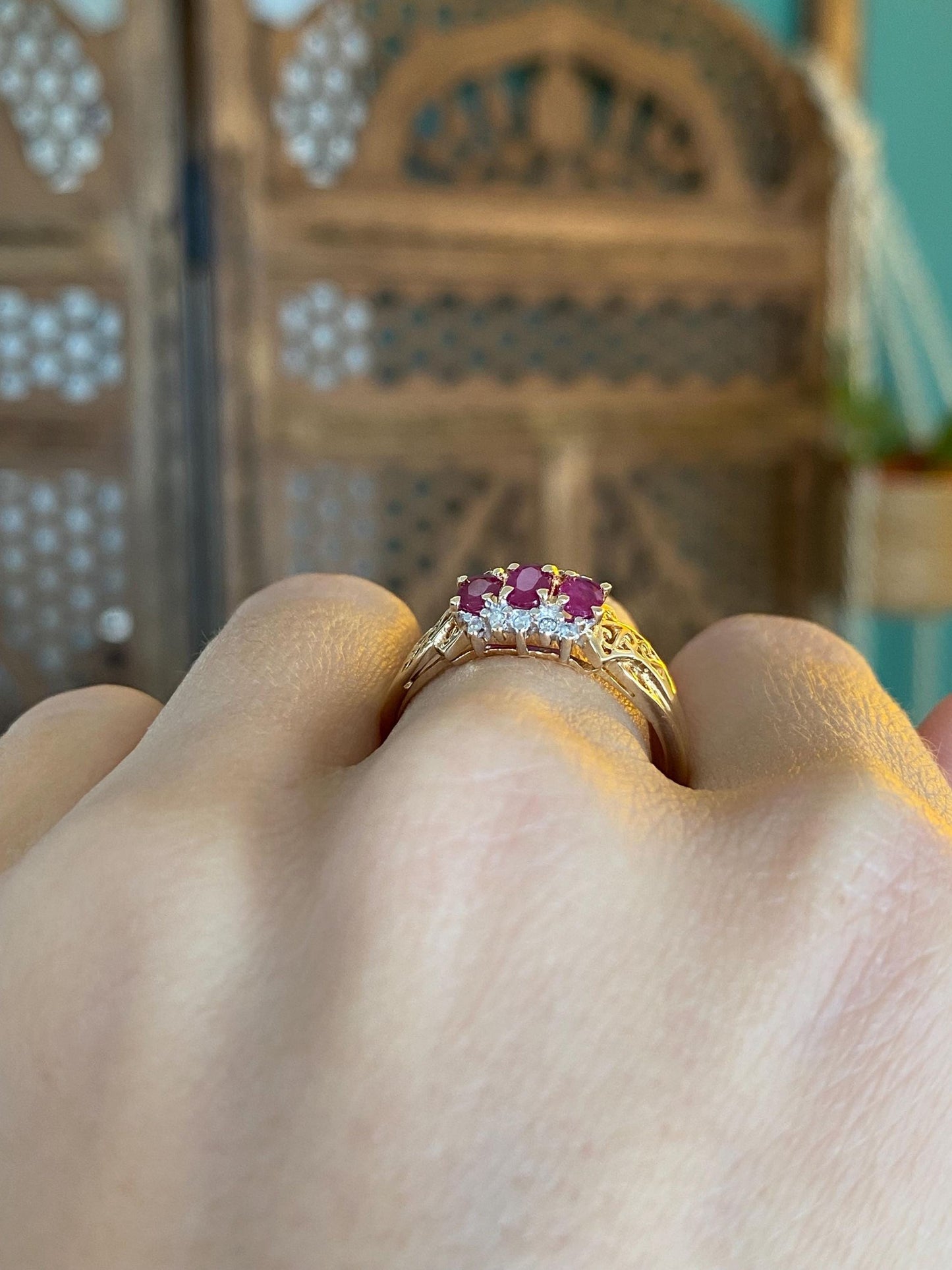 Vintage Solid 14k Yellow Gold Ruby Diamond Ring - Size 9.25